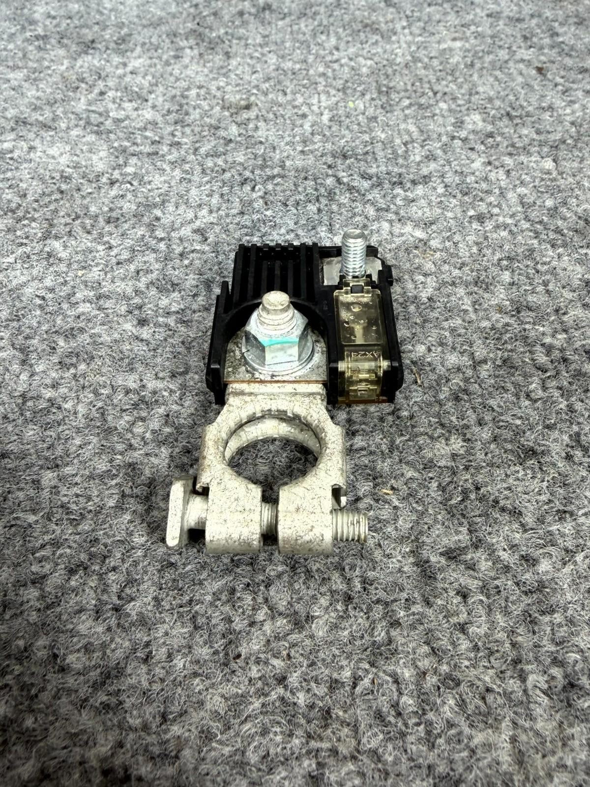 2016-2020 Tesla Model X Positive Battery Terminal W/o Cable OEM, 1055405-00-B