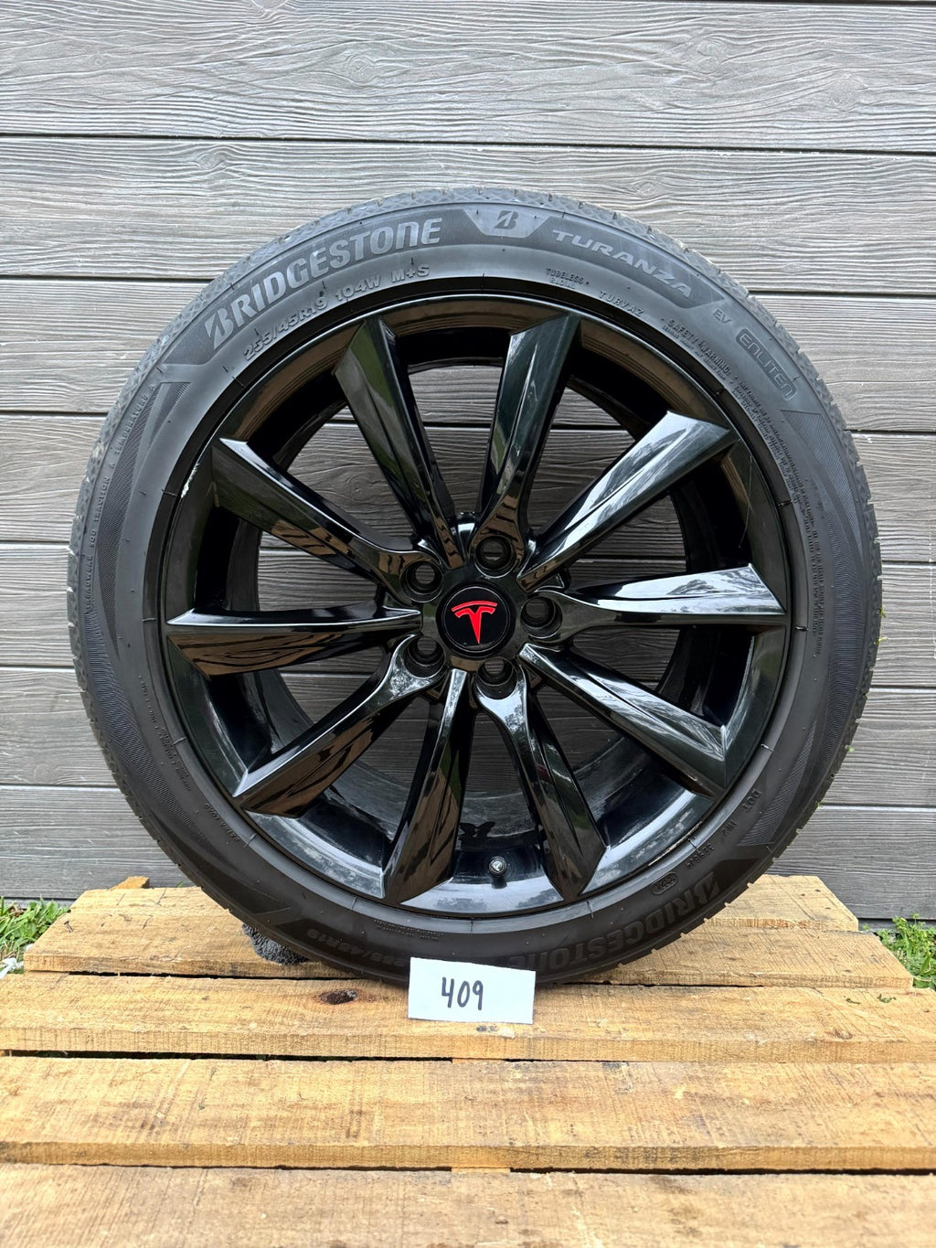 2017 - 2023 TESLA MODEL 3 Y FULL WHEEL WITH RIM SET W/ EMBLEM