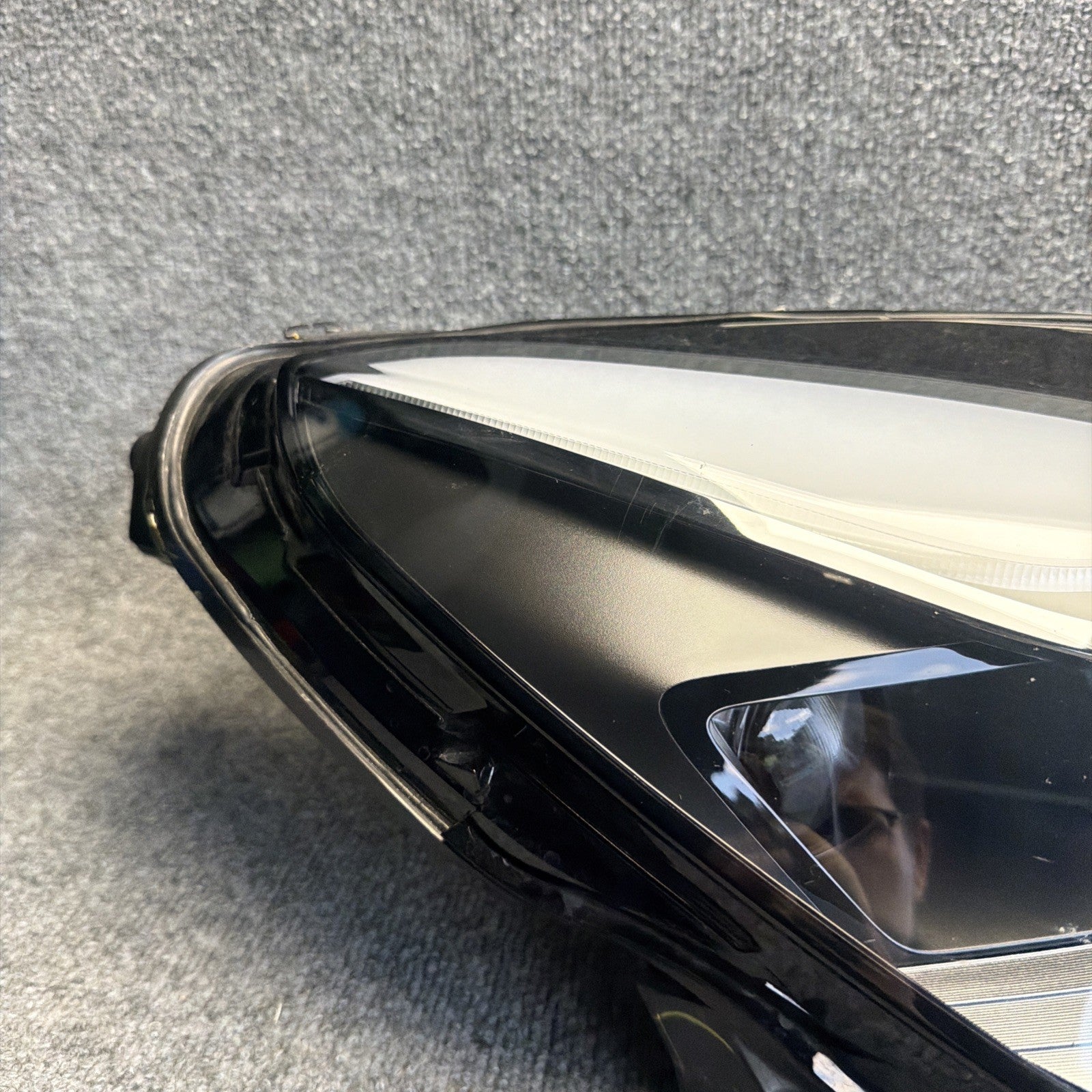 LED Head Light Lamp Assy Passenger Side For 2021-23 Tesla Model 3 ＆ Y 1514953-00