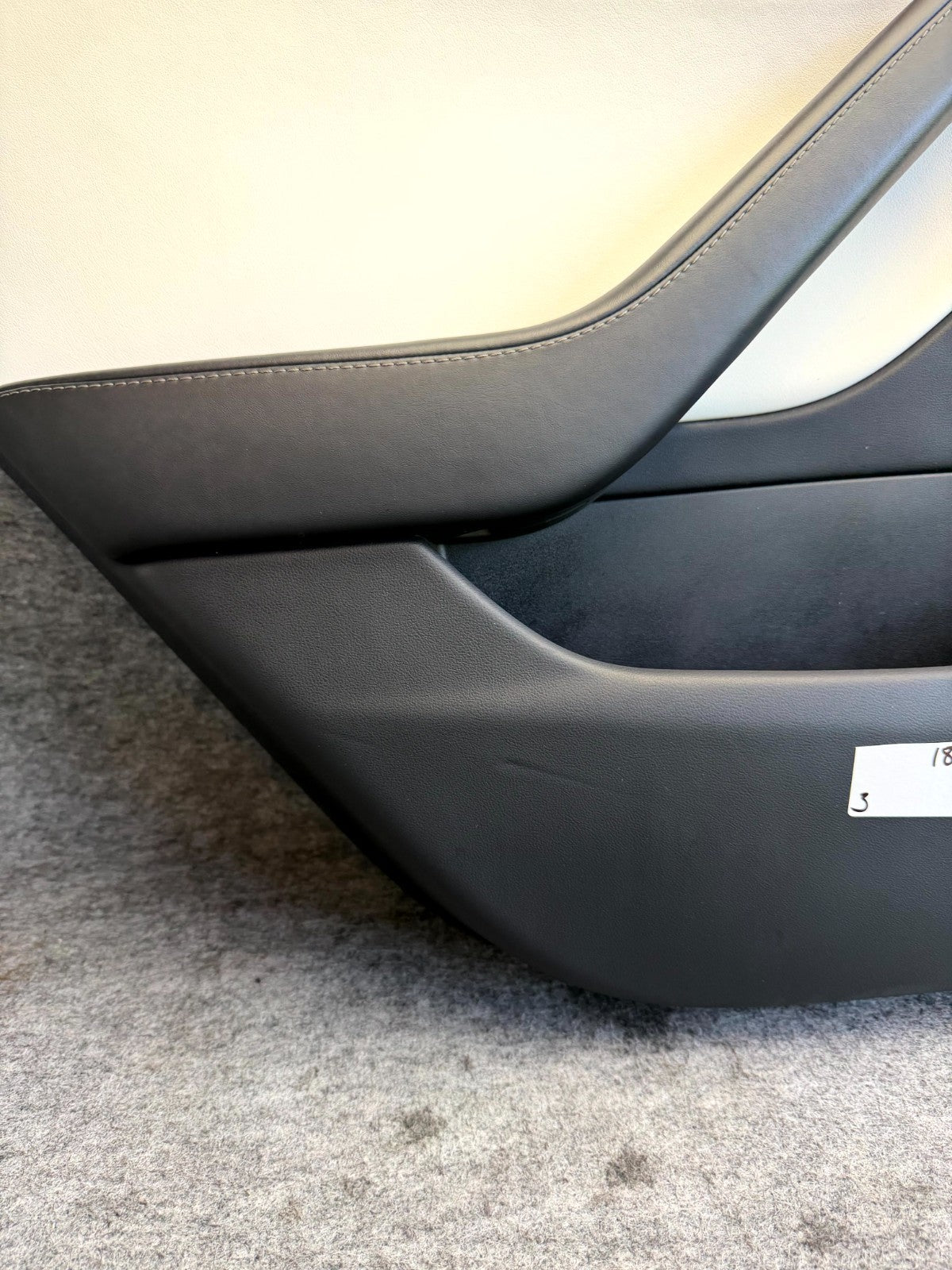 ♦️2017 - 2023 TESLA MODEL 3 REAR LEFT SIDE DOOR PANEL TRIM OEM, 1090413-01-M