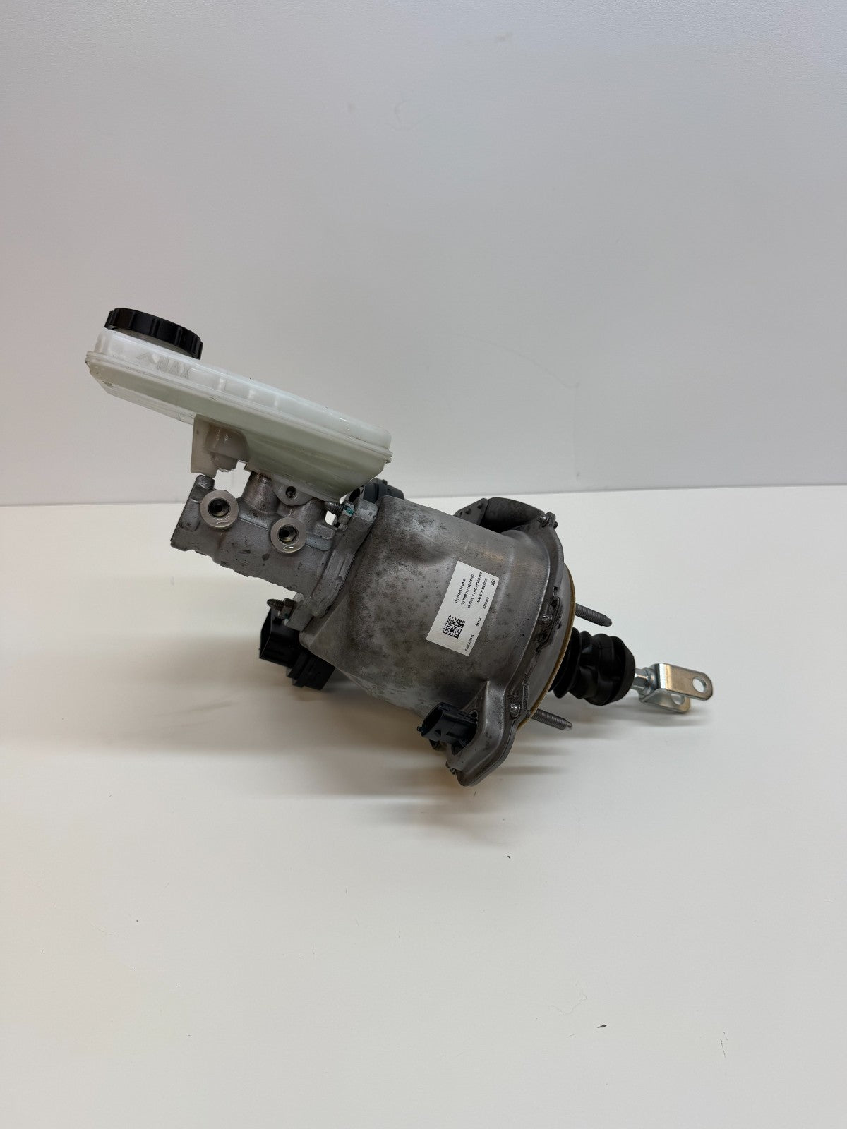 2020-24 Tesla Model Y Power iBooster Brake Booster Master Cylinder 1188671-00-A