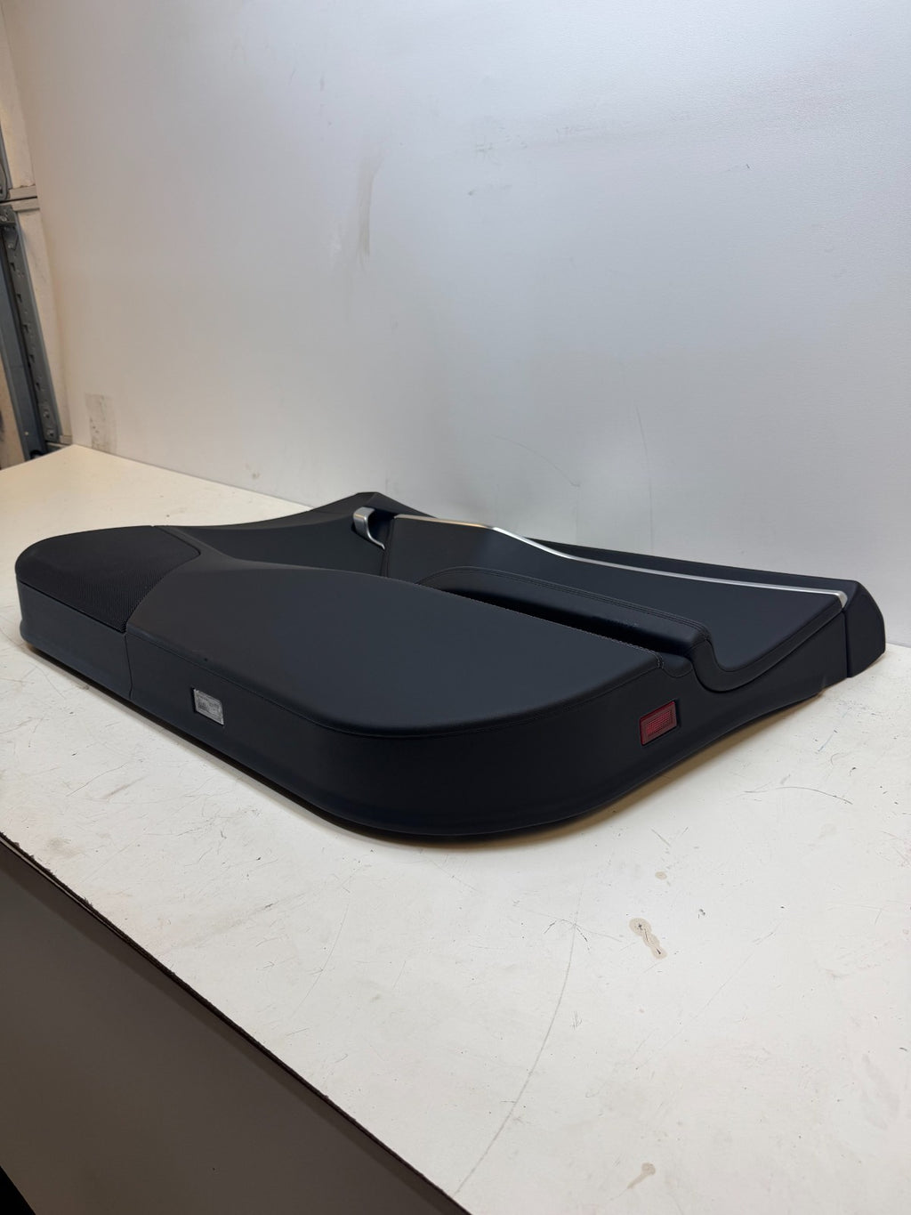 2012-2020 Tesla Model S Front RH Passenger Door Panel Trim 1007912-00-D