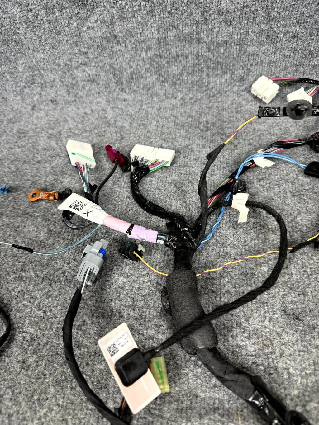 2016-2020 Tesla Model X Front Left Side Door Wiring Harness OEM, 1032432-00-G