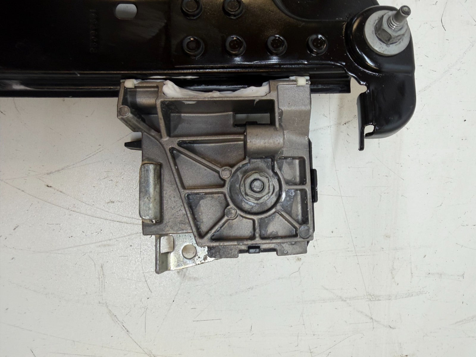 2012-2021 Tesla Model S REAR LEFT Window Regulator Assembly 6006334-00-L