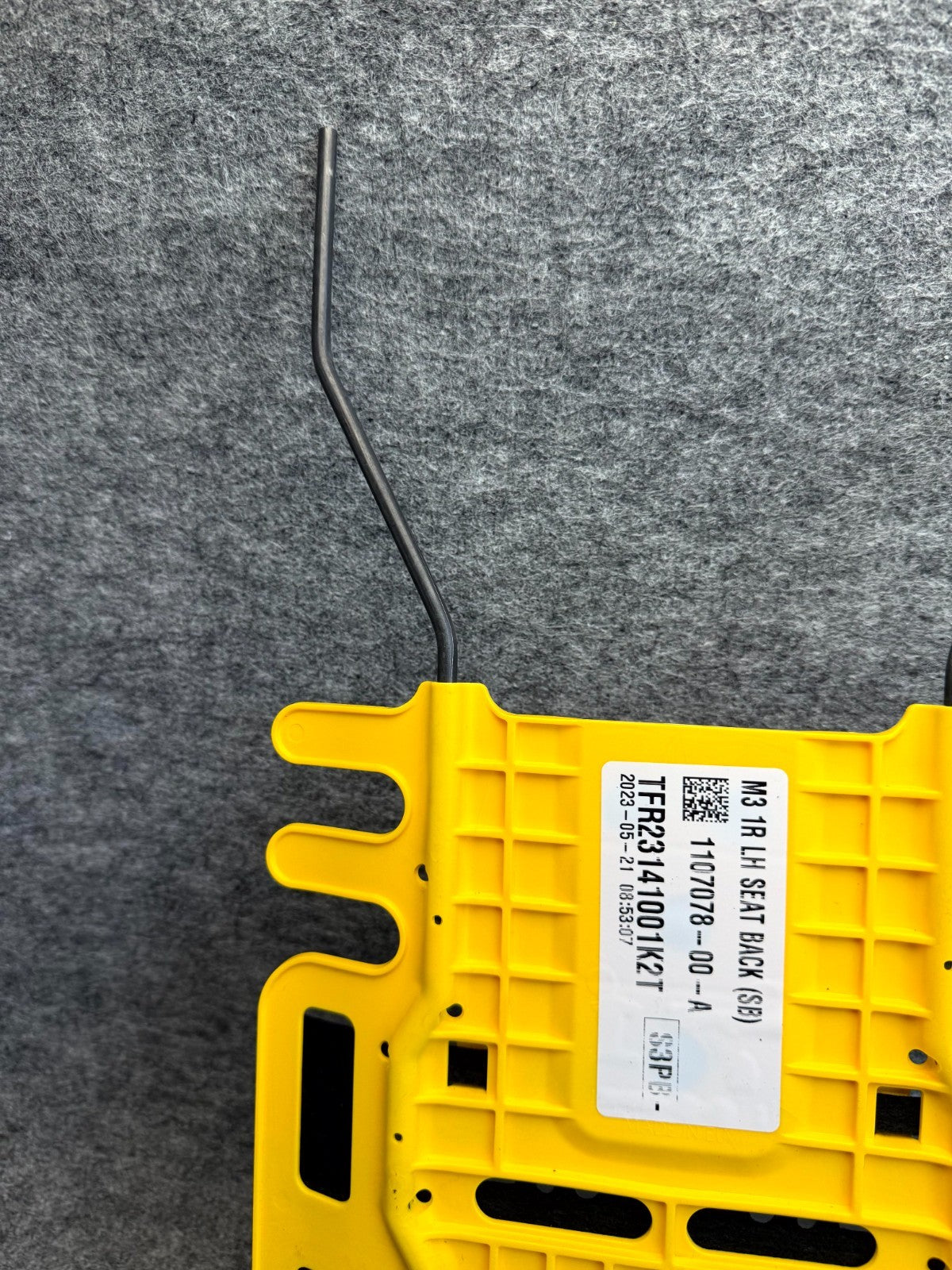 ♦️2017-2023 TESLA MODEL 3 FRONT LEFT SEAT LUMBAR SUPPORT ADJUSTER OEM, 110707800