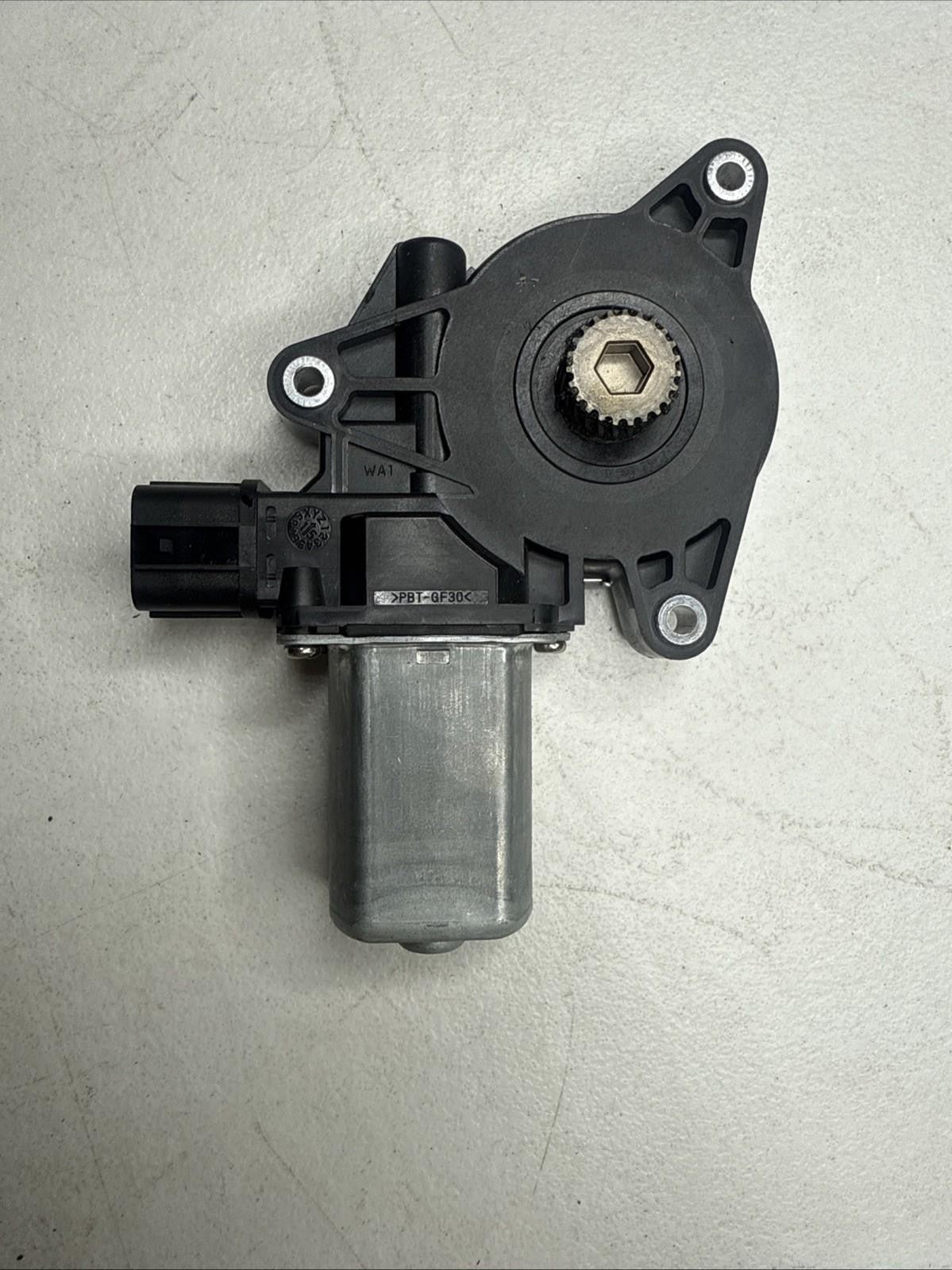 2012-2020 TESLA MODEL S RIGHT SIDE PANORAMIC SUNROOF MOTOR OEM, JN-658VD