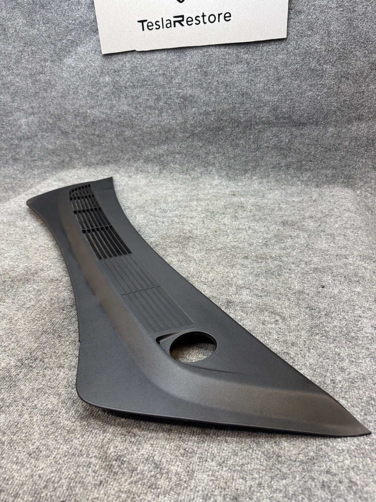 2017-2023 TESLA MODEL 3 REAR APRON WINDSHIELD WIPER COWL COVER OEM, 1081675-00-B