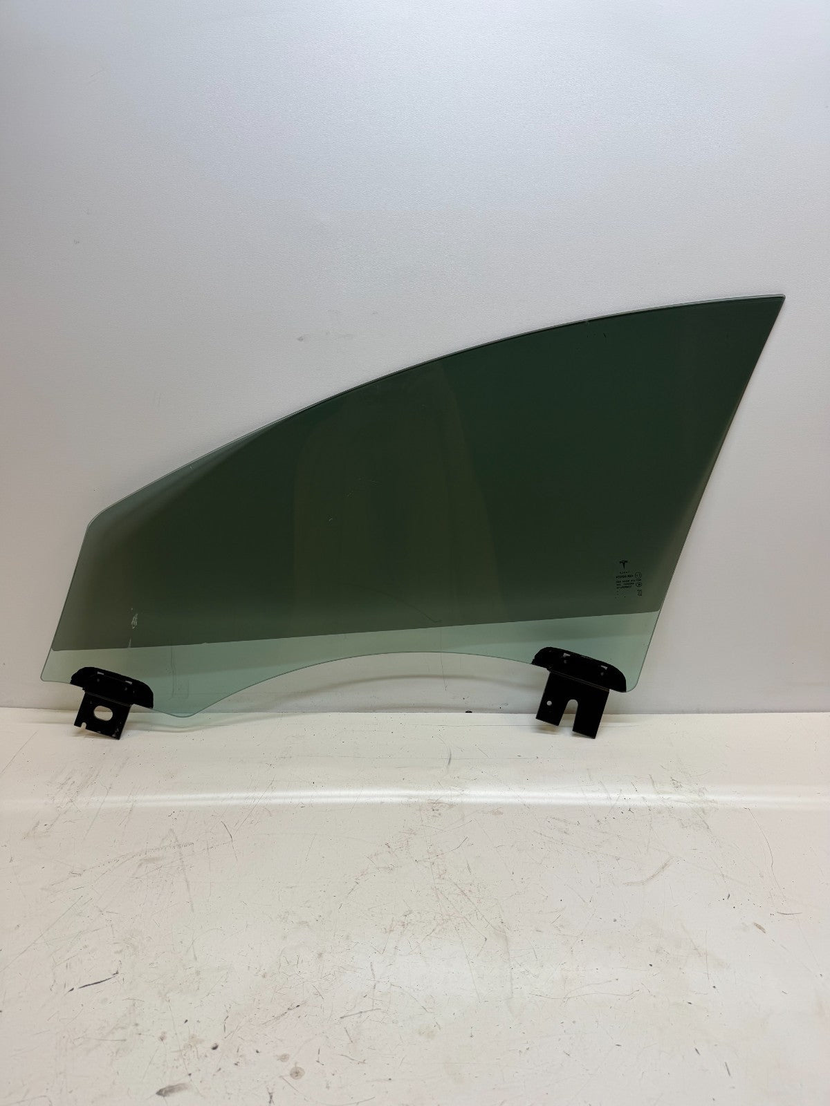 12-20 TESLA MODEL S FRONT RIGHT PASSENGER SIDE DOOR WINDOW GLASS 43R-001074