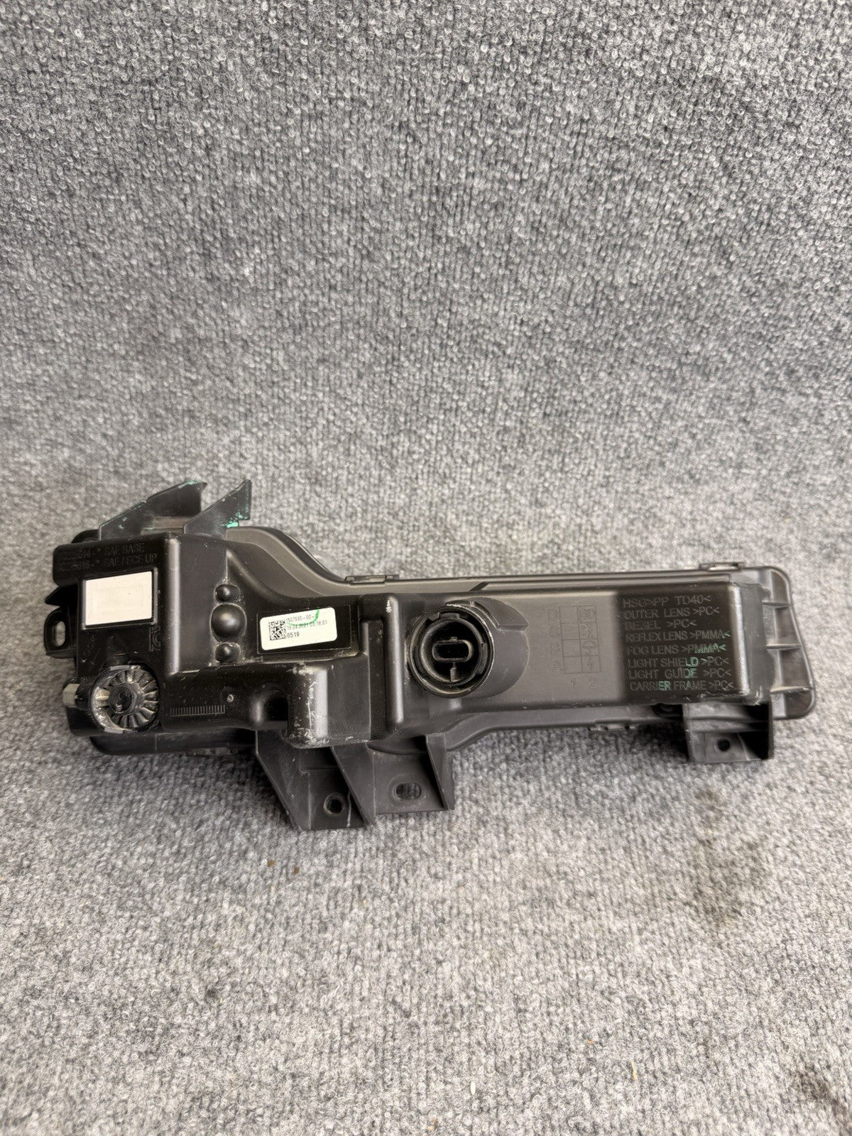 OEM 2020 - 2024 Tesla Model Y Left Driver 3 PIN LED Fog Light Lamp 1507930-00-C