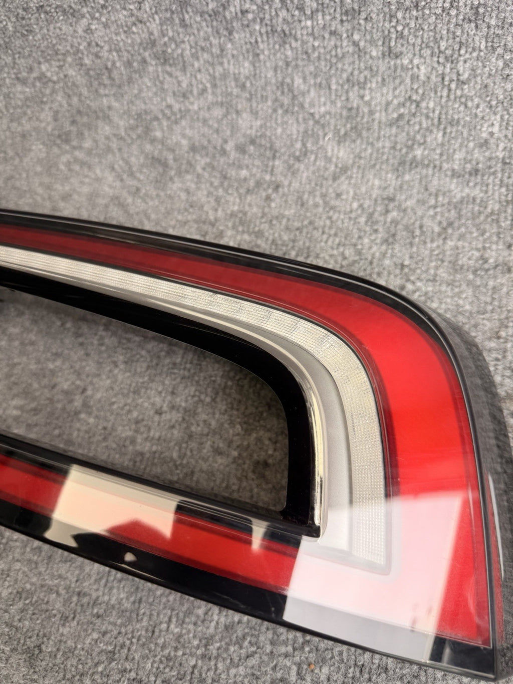 2024-2025 Tesla Model 3 Highland Tail Lamp Liftgate Trunk Right 1691500-00-F