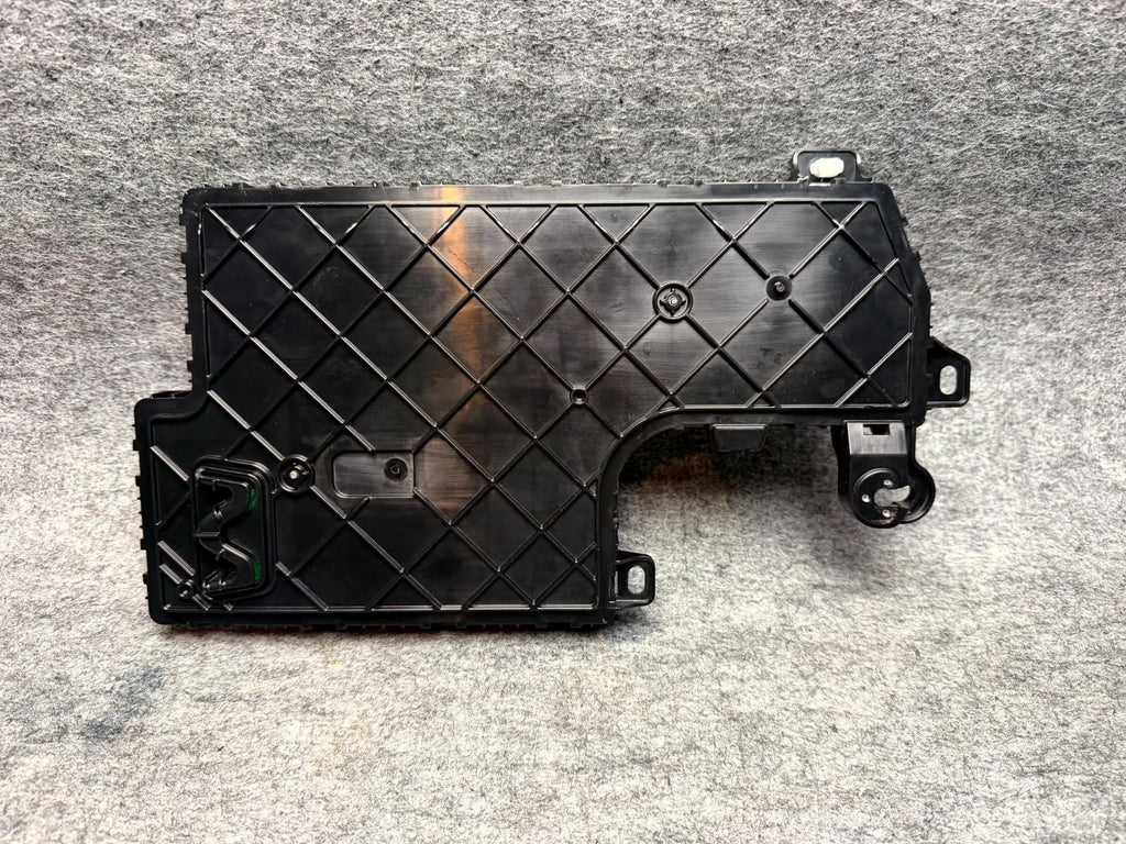 ♦️2017-2023 TESLA MODEL 3 FRONT RIGHT ELECTRIC VOLTAGE MODULE OEM, 1100340-90-H
