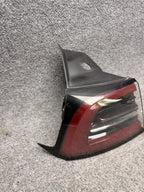 2020 - 2024 TESLA MODEL Y REAR LEFT DRIVER OUTER TAIL LIGHT OEM 1502086-00-D