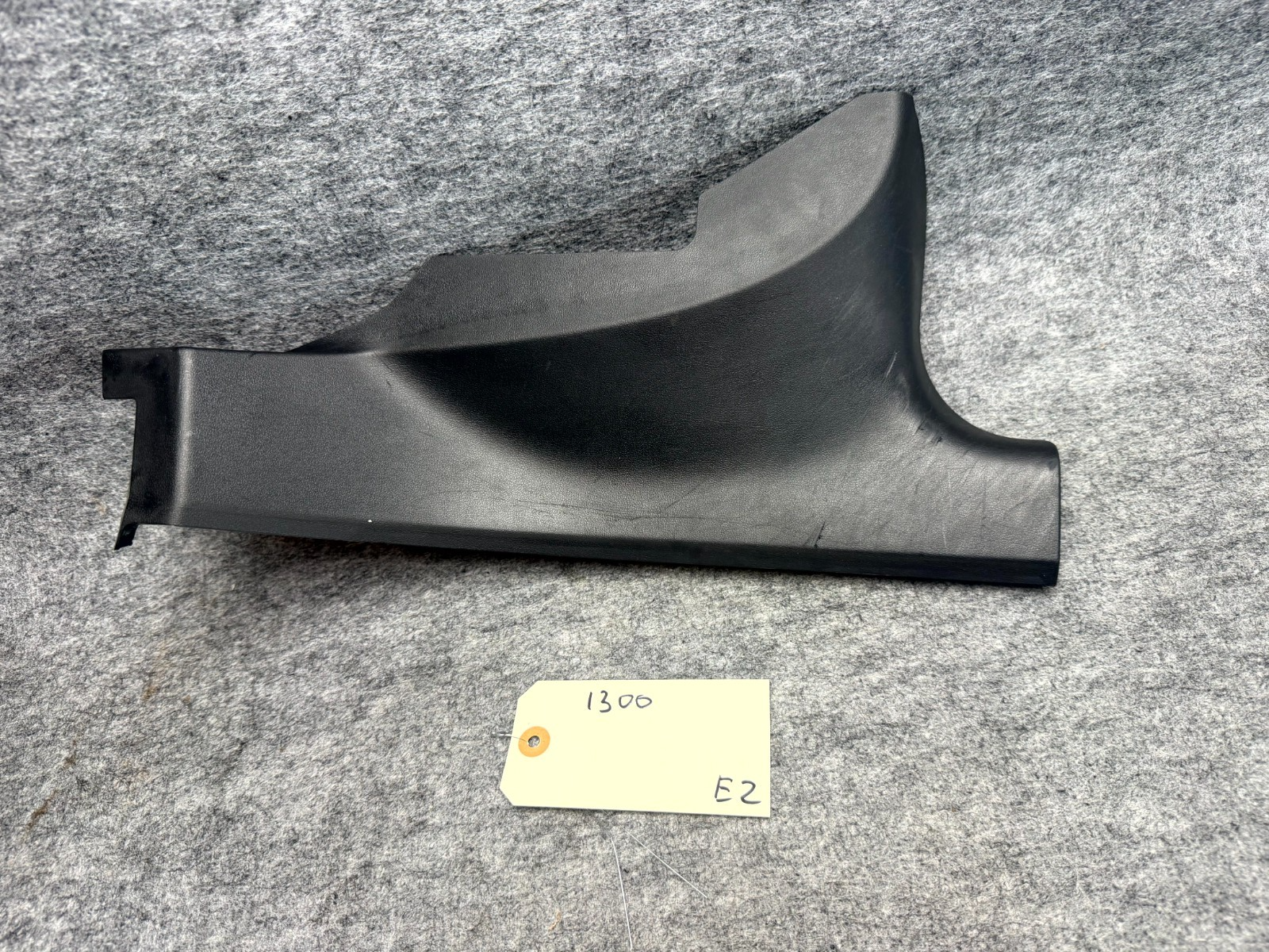 ♦️17–23 TESLA MODEL 3 REAR RIGHT SIDE DOOR SILL SCUFF PLATE OEM, 1086312-00-F