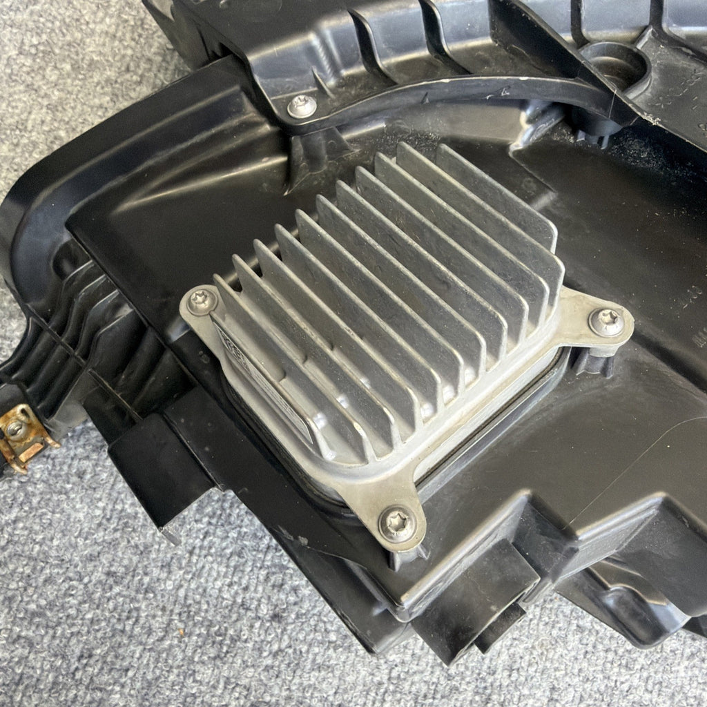 2021-2023 TESLA MODEL 3 Y LEFT HEADLIGHT PROJECTOR MATRIX 2ND GEN 1514952-00-C
