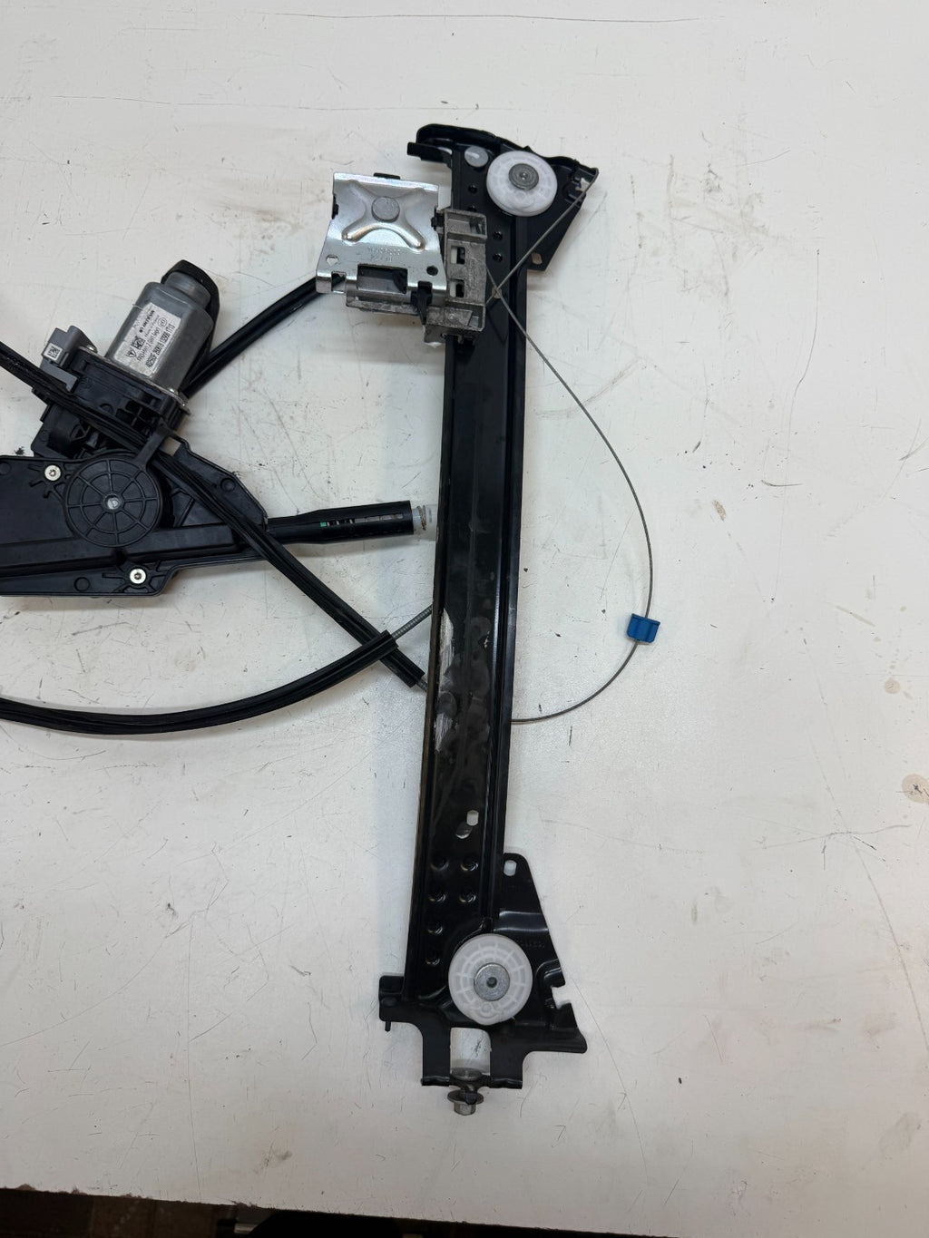 2012-2020 Tesla Model S Front Right Door Window Regulator & Motor 6006651-99-K