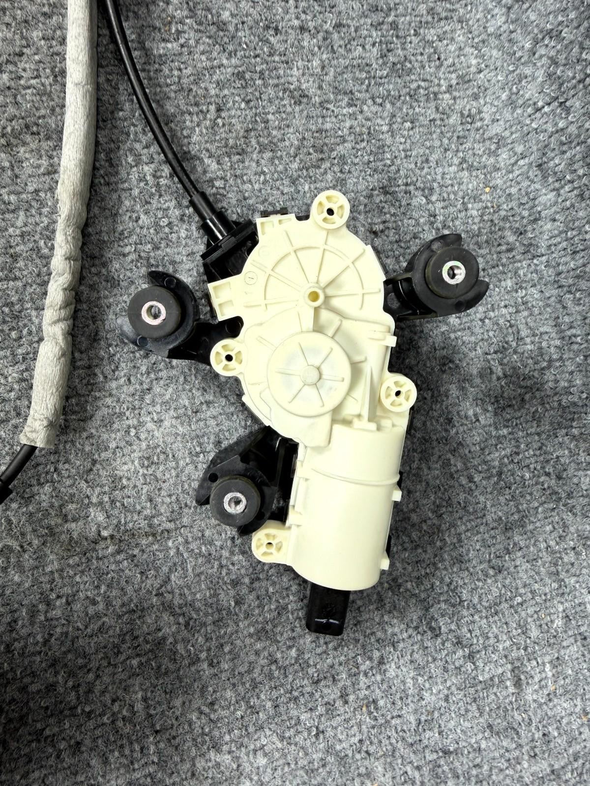 12-20 Tesla Model S Rear Liftgate Trunk Lock Latch Actuator OEM, A2127400335