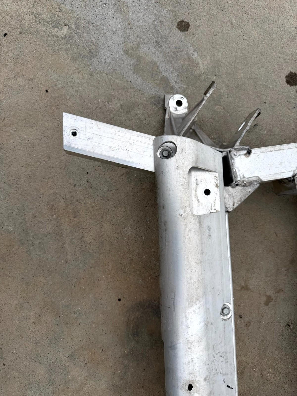 16-20 Tesla Model X Front Suspension Subframe Crossmember ASSY OEM, 1027516-00-E