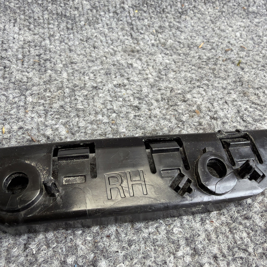 2017-23 Tesla Model 3 Front Right Bumper to Fender Support Bracket 1084182-00-E