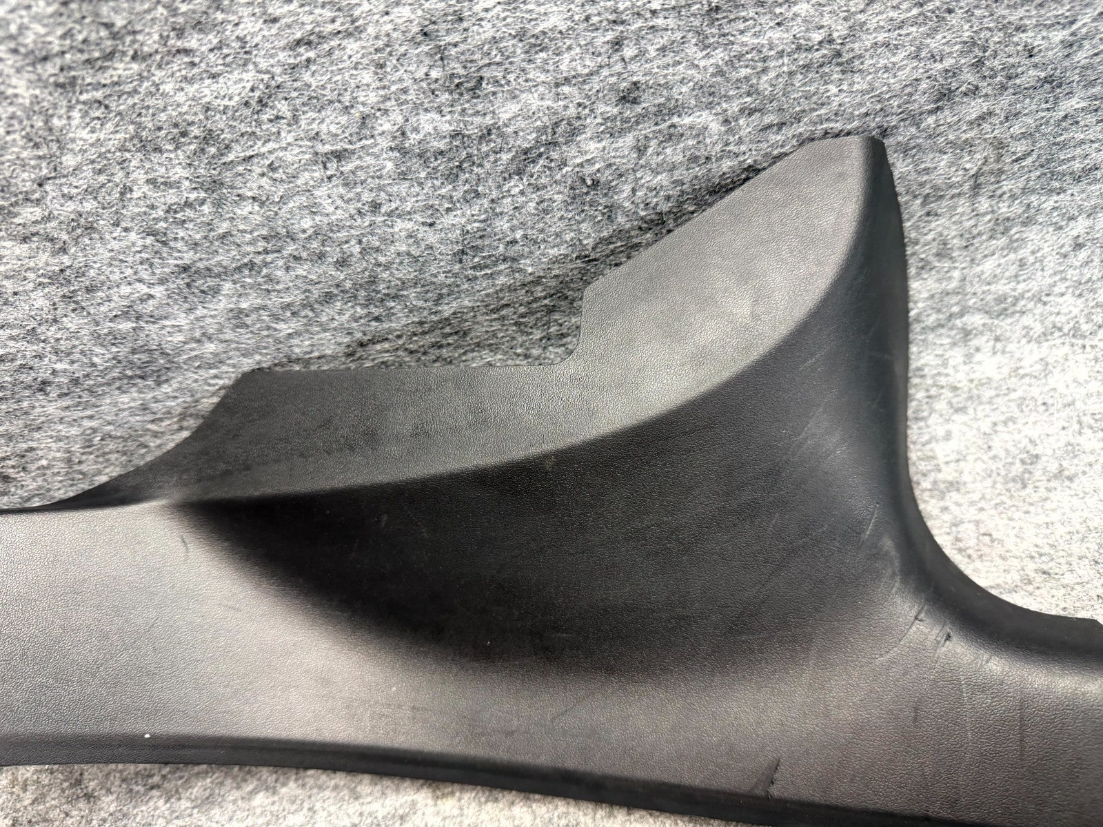 ♦️17–23 TESLA MODEL 3 REAR RIGHT SIDE DOOR SILL SCUFF PLATE OEM, 1086312-00-F