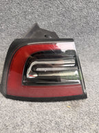 17-24 Tesla Model 3 Y Rear Left Hand Tail Light 4 Pin 1502086-00-D /scratches