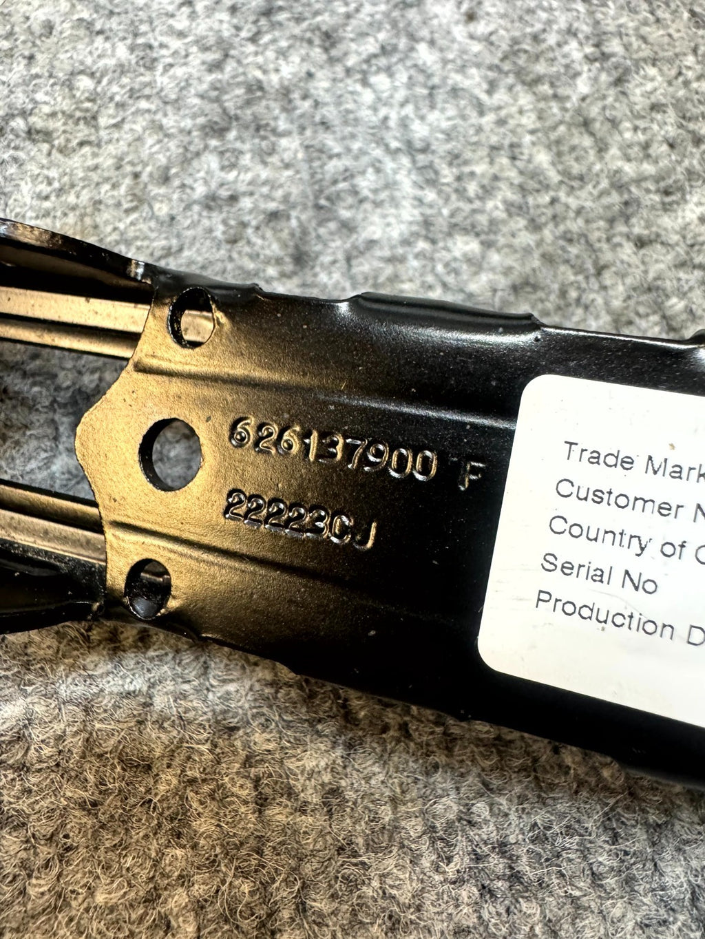 17-23 TESLA MODEL 3 FRONT LEFT/RIGHT SEAT BELT HEIGHT ADJUSTER OEM, 1068130-01-B