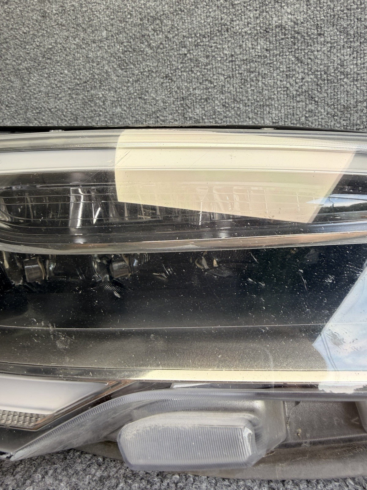 OEM  2016-2020 Tesla Model S Right Passenger Side Headlight 1053571-00-B