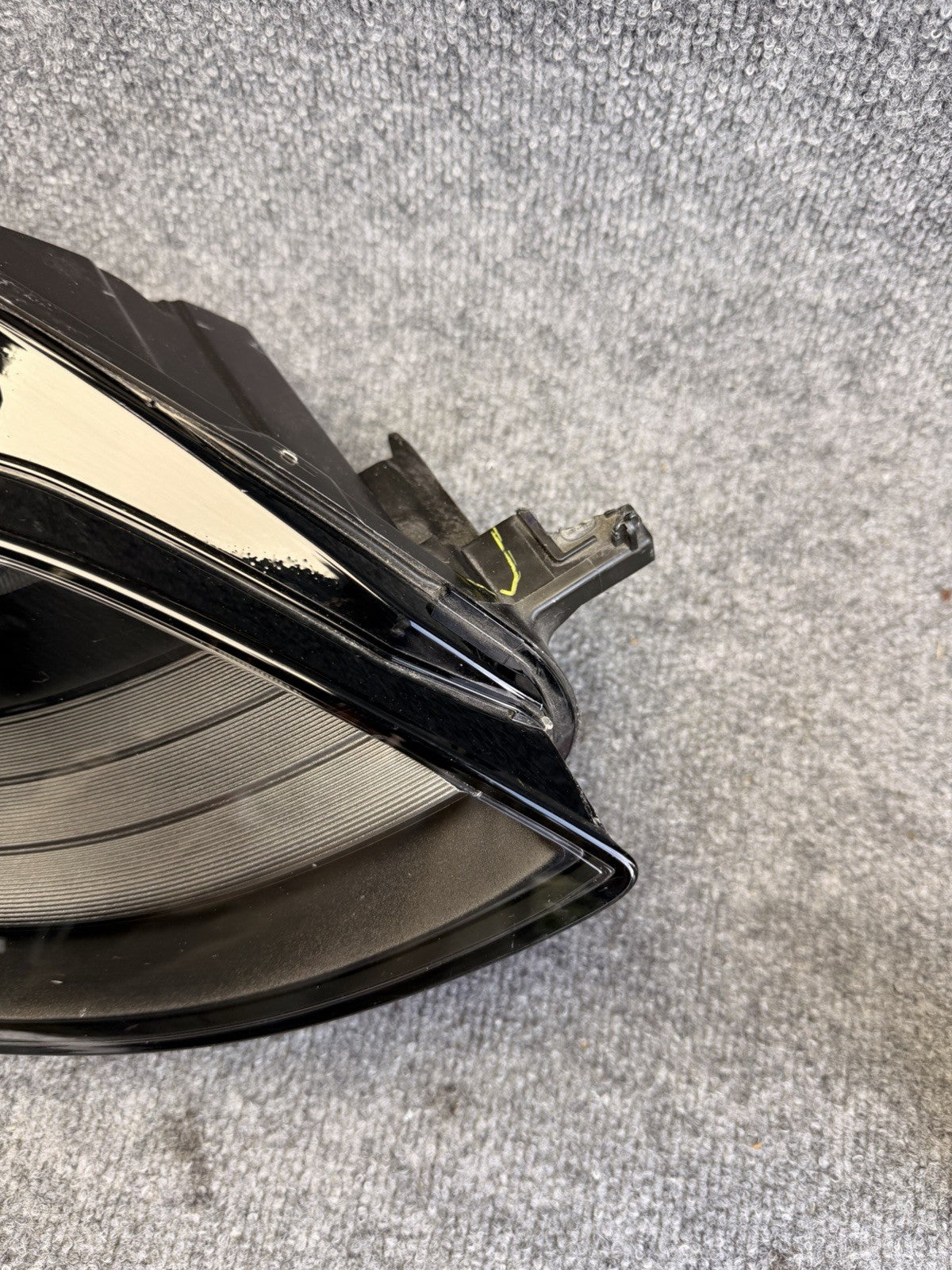 DMG⚠️ 20-24 Tesla Model 3-Y Front Right Headlight Projector RH 1514953-00-E