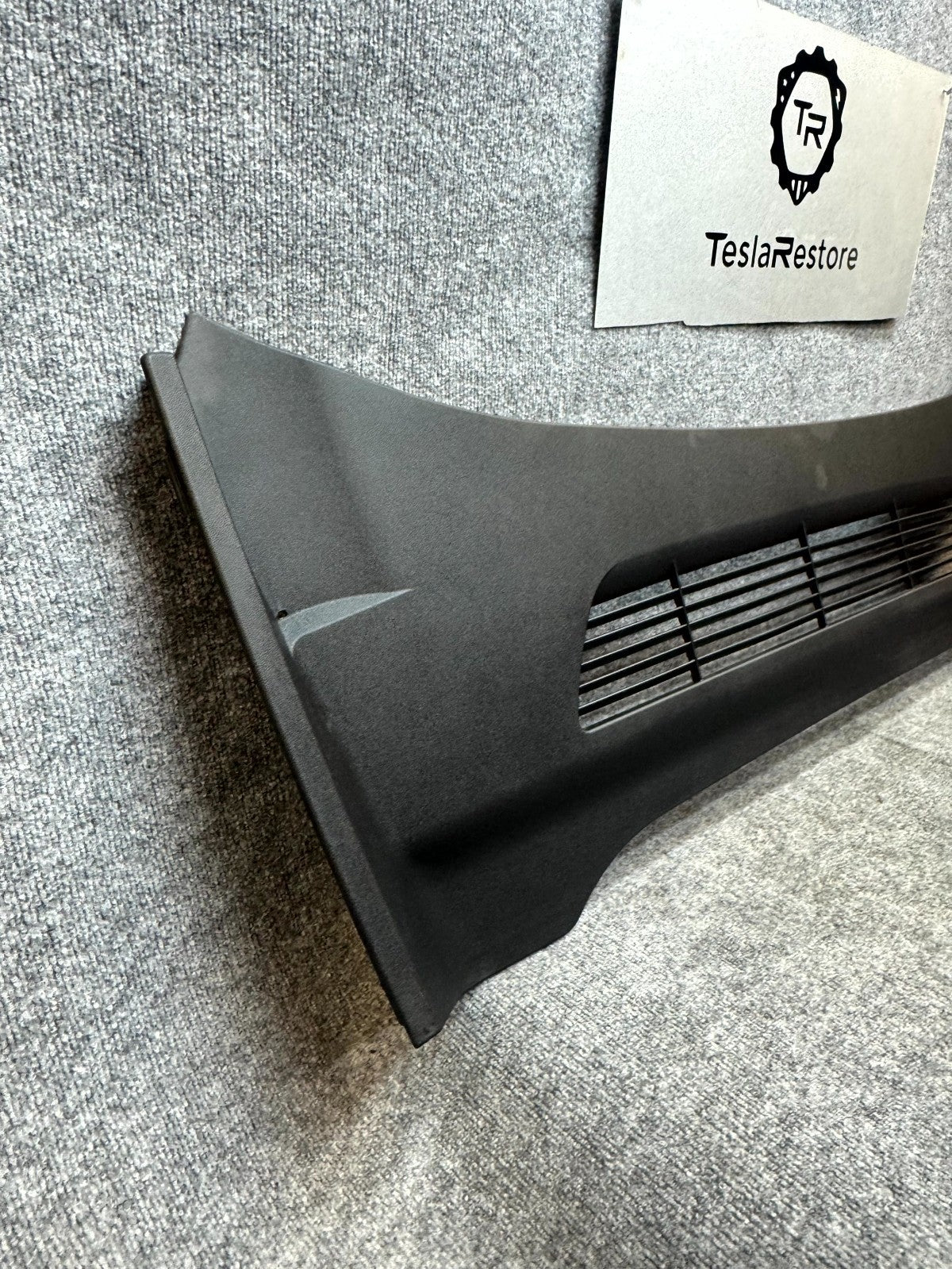 2020–2024 TESLA MODEL Y REAR APRON TRIM COVER UNDER COWL HOOD OEM, 1619813-00-B