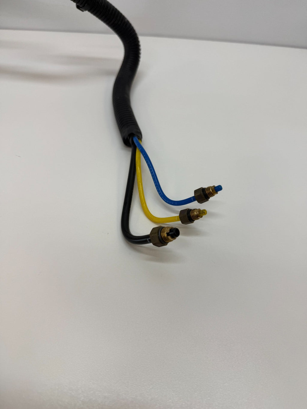 2016-2020 Tesla Model S Front Bundle Air Suspension Cable Line 1061811-00-A