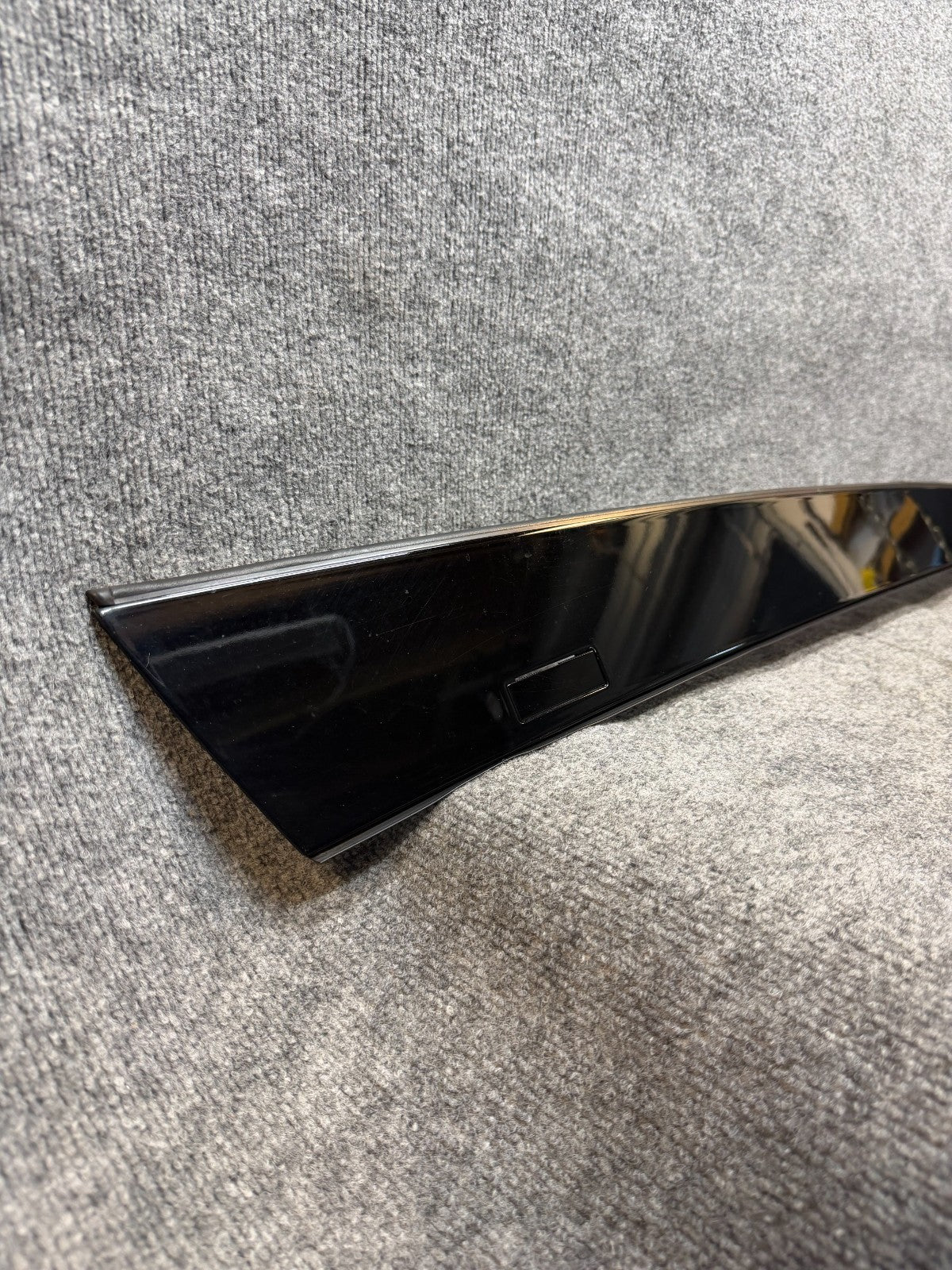 16-20 Model S Left Panoramic Roof Trim Molding Applique Finisher 1034955-00-C