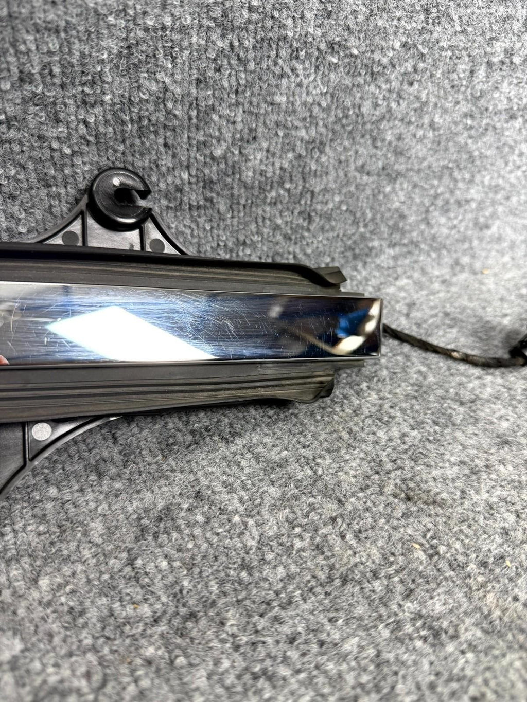16-20 Tesla Model X Front Left Side Exterior Door Handle OEM, 1035418-00-E