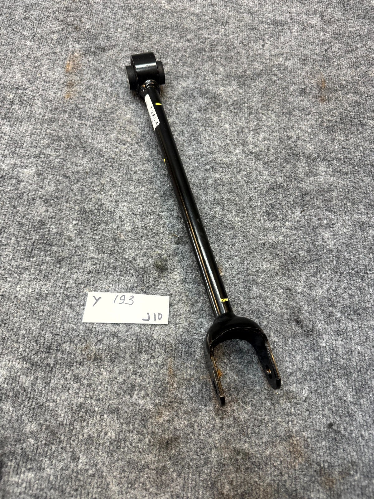 2020 - 2024 TESLA MODEL Y REAR RIGHT / LEFT LOWER CONTROL ARM OEM, 1044441-00-F