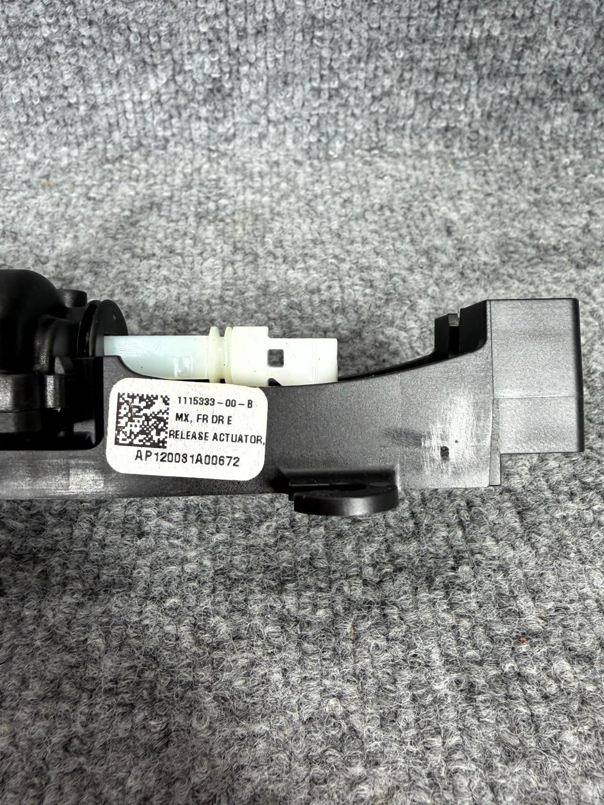 16-23 Tesla Model X Front Right Side Door Lock Release Actuator OEM, 111533300-B