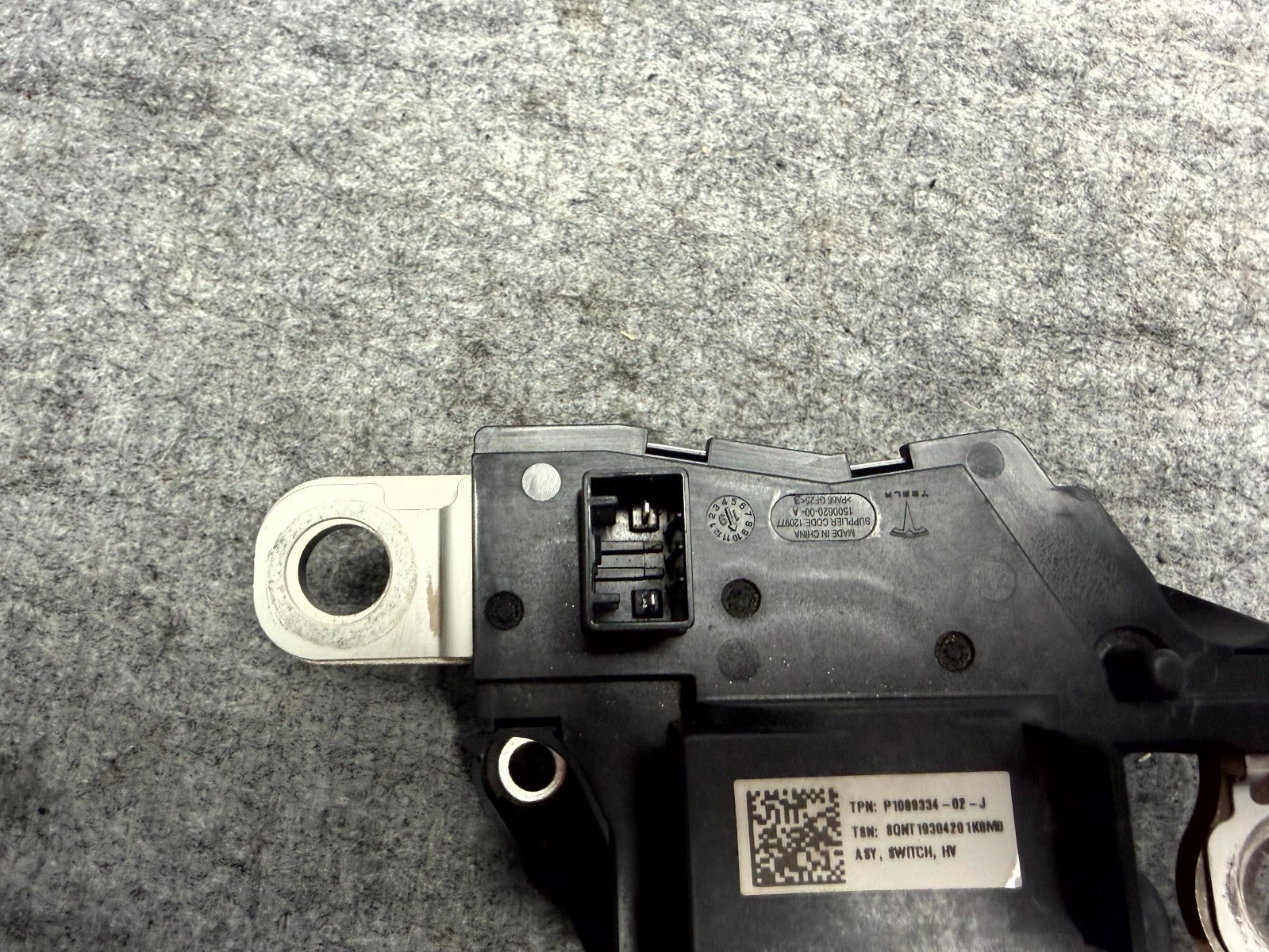 ♦️17-23 TESLA MODEL 3 HIGH VOLTAGE BATTERY PACK CONTACTOR POS OEM, 1089334-02-J