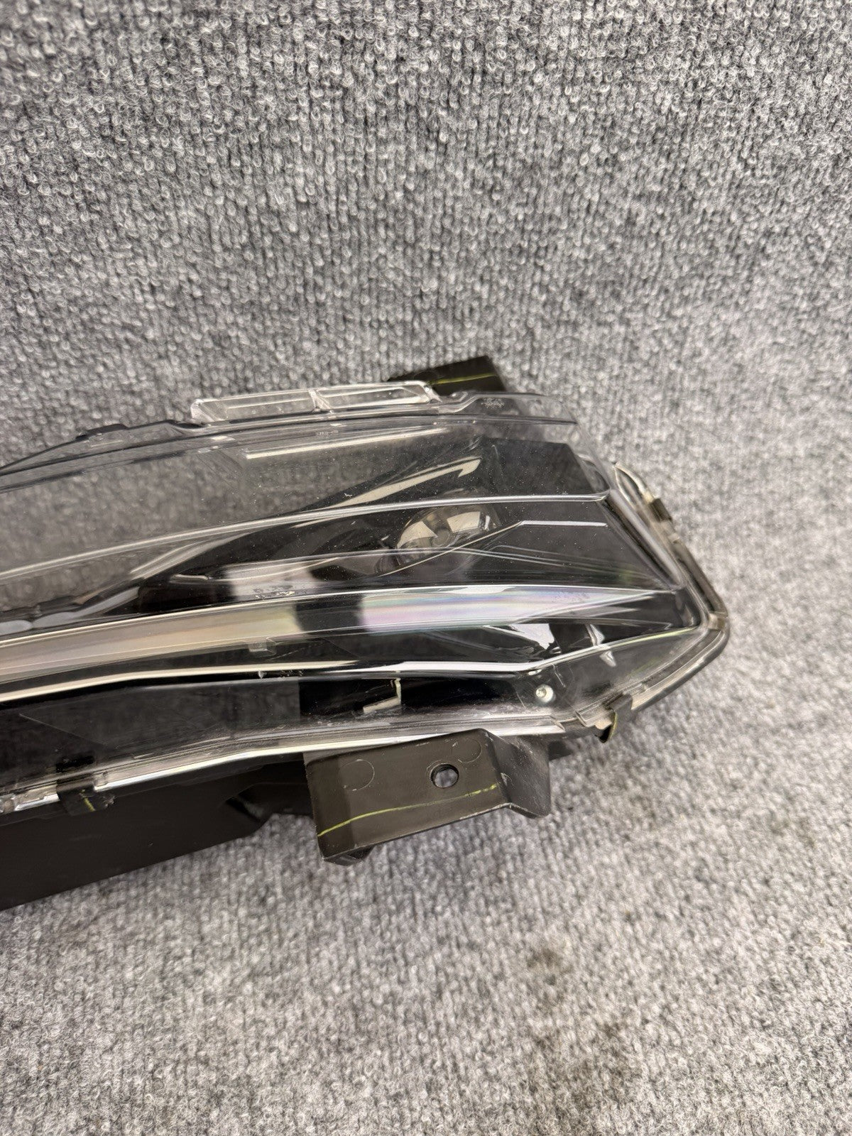 2021-2023 TESLA MODEL S PLAID FOG LIGHT LEFT 3 PIN LED 1563710-00-A OEM