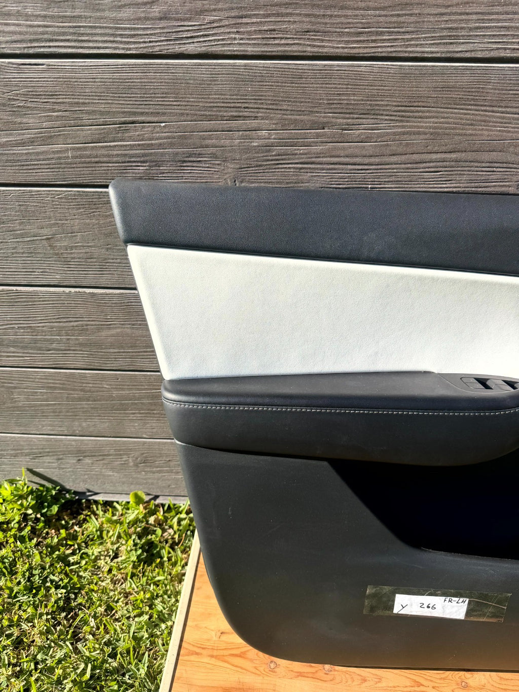 2020 - 2024 TESLA MODEL Y FRONT LEFT SIDE DOOR PANEL CARD OEM, 1497294-91-B