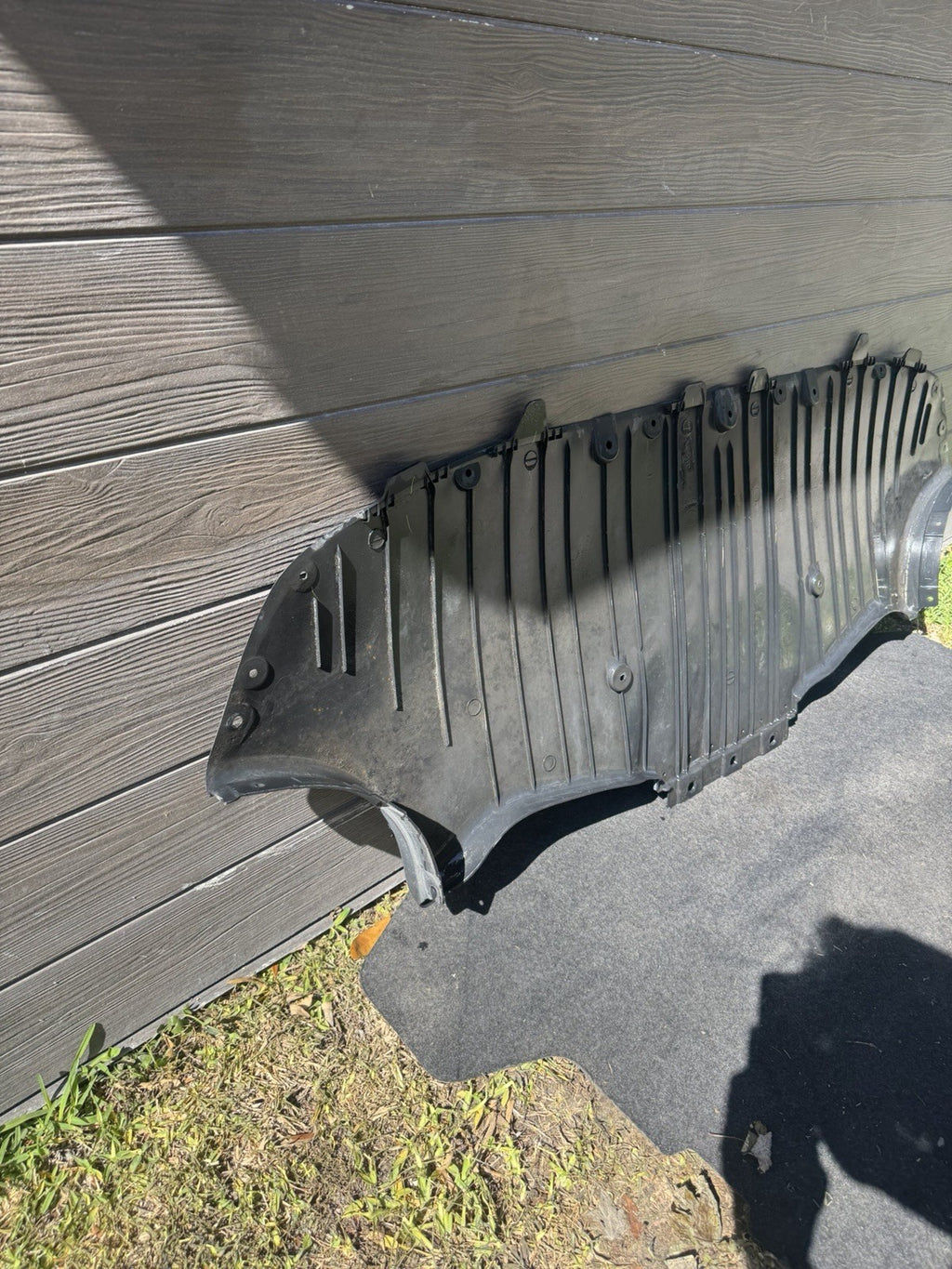 2020 - 2024 TESLA MODEL Y REAR BUMPER LOWER SHIELD DIFFUSER PANEL OEM 149400700B