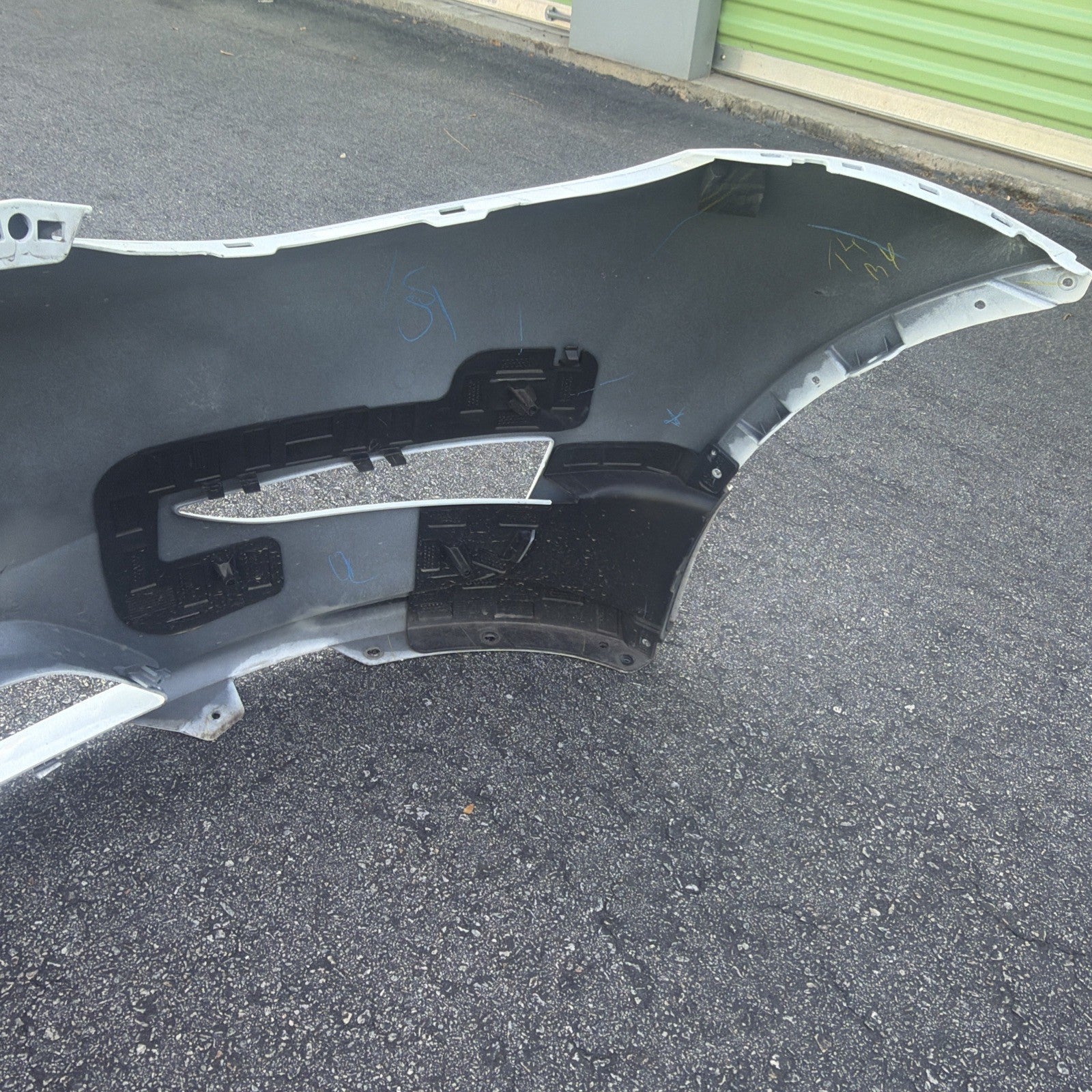 2024-2025 Tesla Model Y oem Front Bumper Cover & Tow Cap White