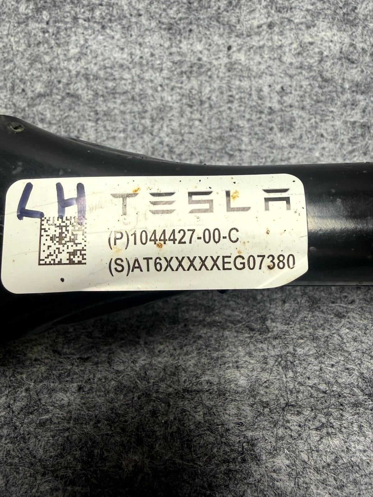 ♦️2017 - 2023 TESLA MODEL 3 REAR LEFT SIDE UPPER CONTROL ARM OEM, 1044427-00-C