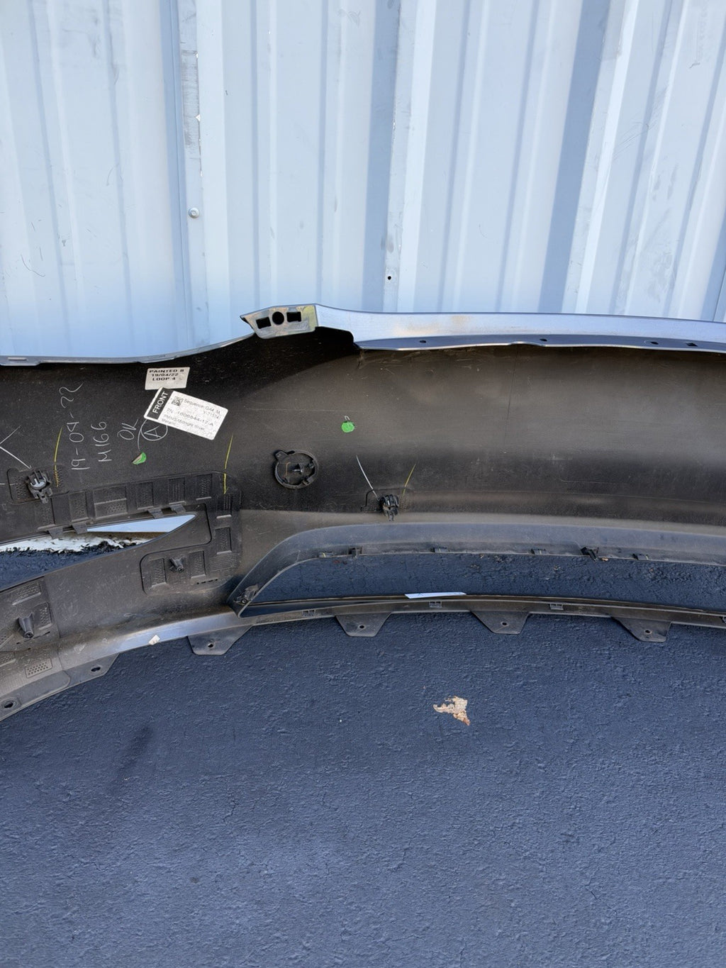 2020 2021 2022 2023 Tesla Model Y Front Bumper Cover OEM 1606844-17-A