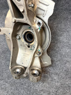 2020-2024 TESLA MODEL Y FRONT RIGHT SPINDLE KNUCKLE HUB & SHIELD OEM, 118831600E