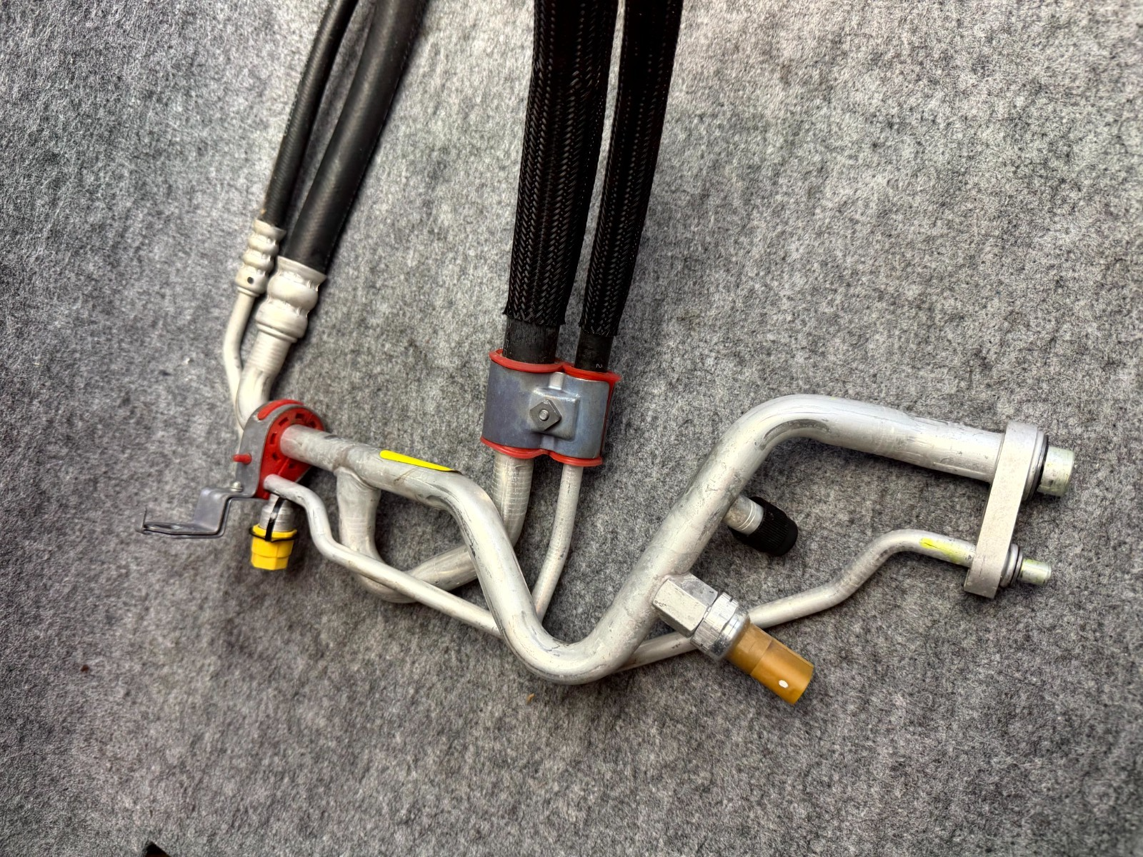 ♦️2017-2023 TESLA MODEL 3 A/C CONDITIONER SUCTION HOSE PIPE LINE OEM, 109215700F