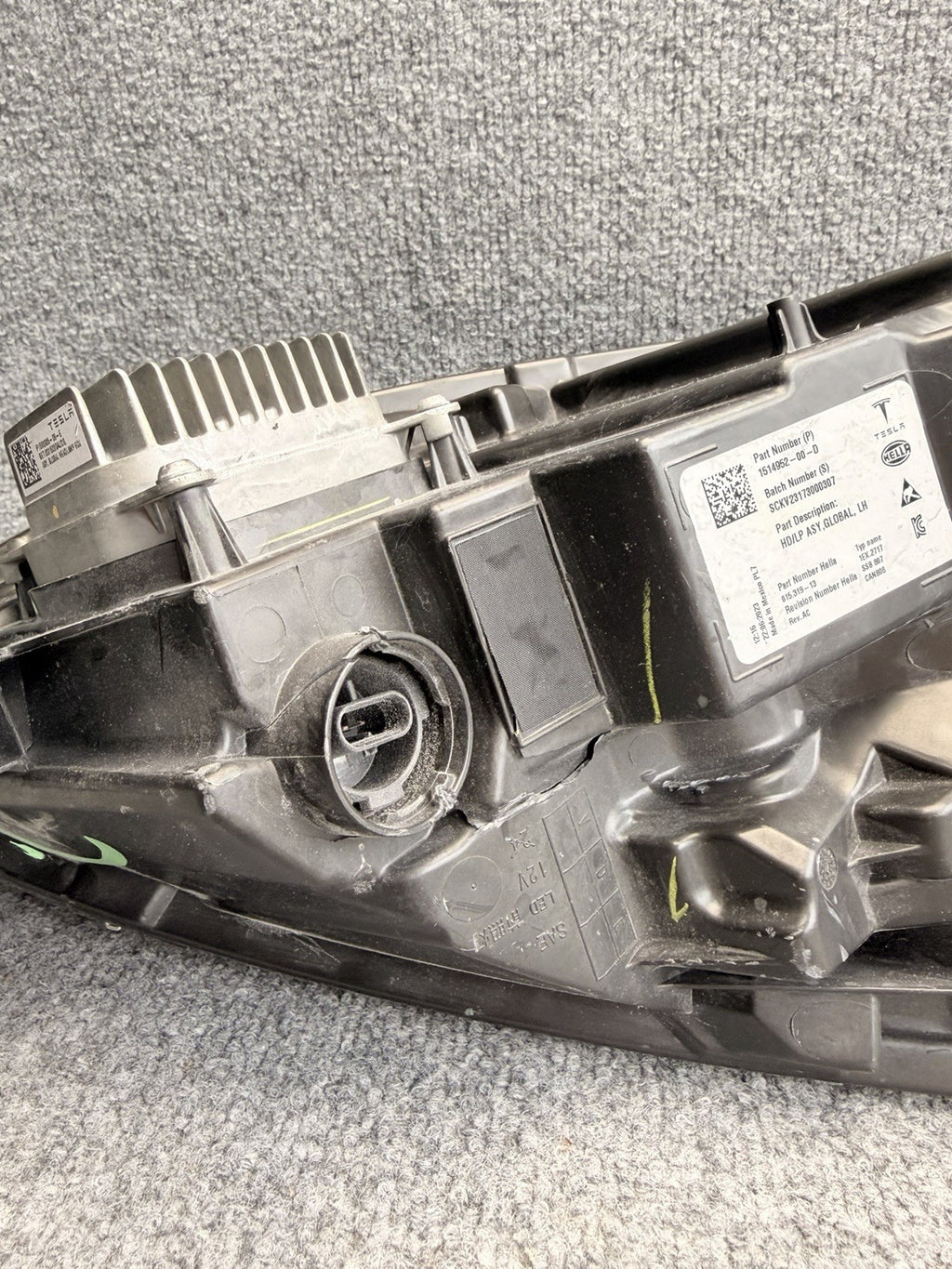 2020 - 2024 TESLA MODEL Y FRONT LEFT HEADLIGHT LED LIGHT LAMP OEM 151495200D