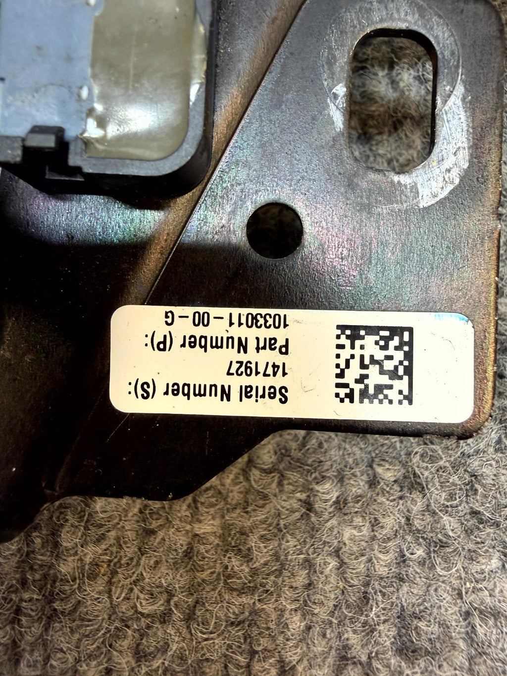 2017–2023 TESLA MODEL 3 FRONT HOOD LOCK LATCH ACTUATOR OEM, 1033011-00-G