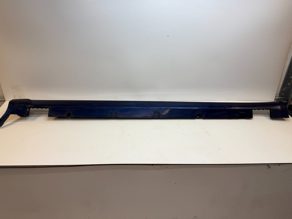 12-20 Tesla Model S Right Passenger Side Skirt Rocker Panel Shell 6005875-00-J