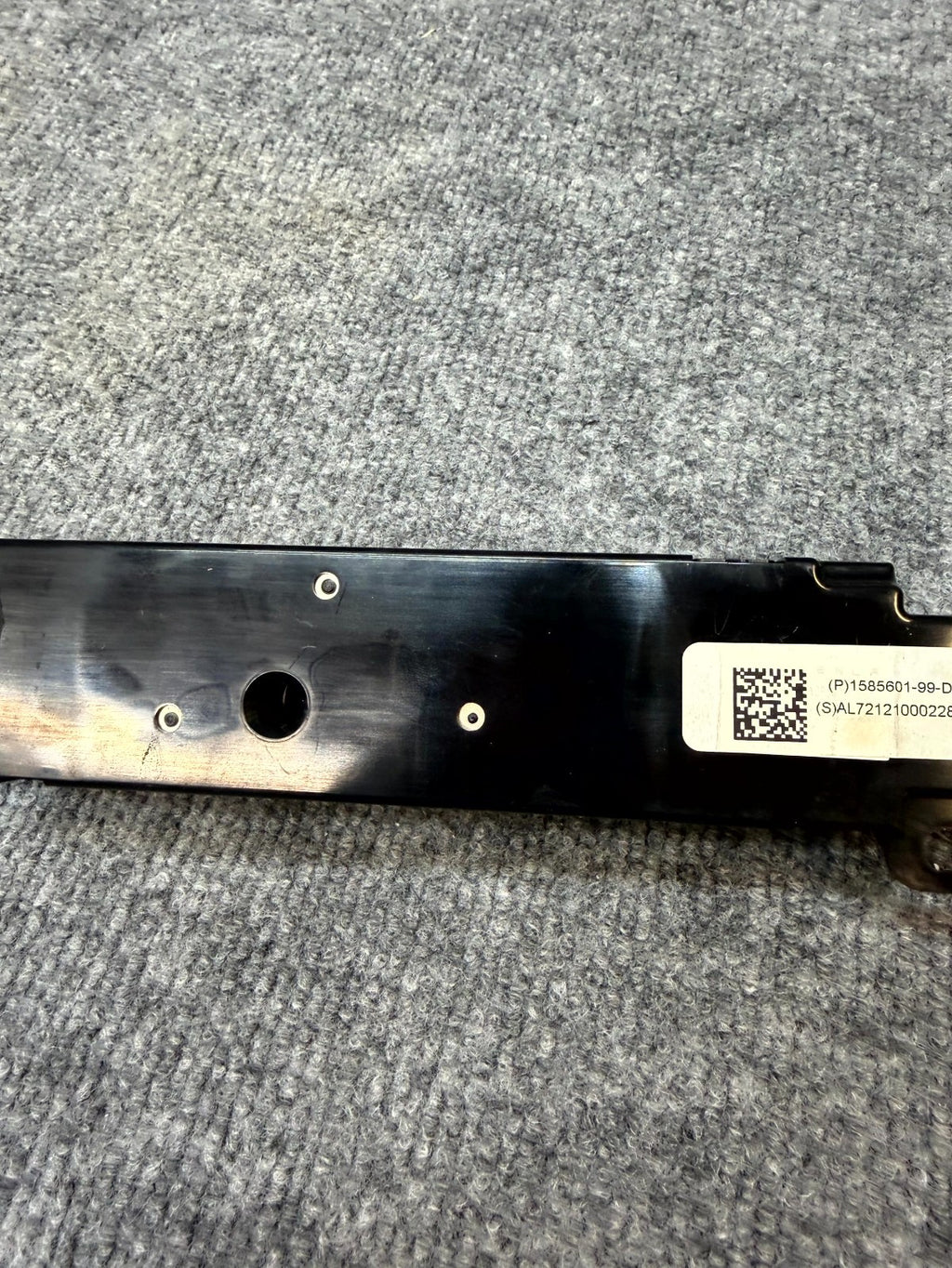 2020-2025 TESLA MODEL Y WIFI BLUETOOTH ANTENNA CONTROL MODULE OEM, 1585601-99-D