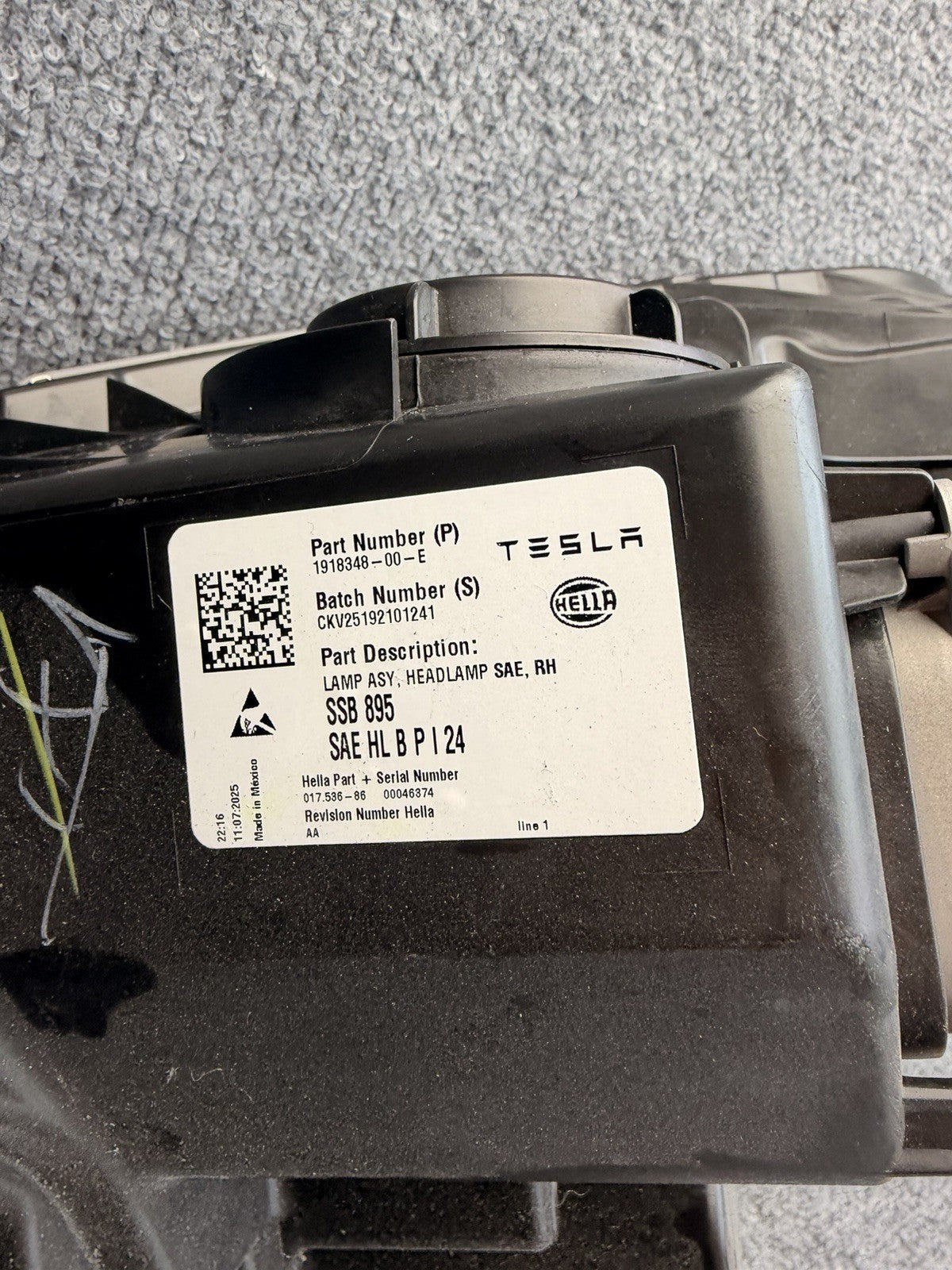 DMG‼️25-26 Tesla Model Y Juniper Headlight Right Passenger RH OEM LED 191834800E