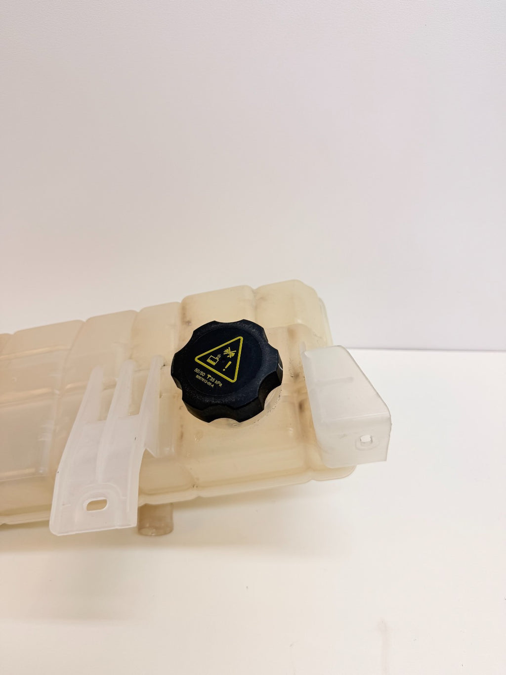 2012-2020 Tesla Model S X Coolant Reservoir Bottle Tank Assembly 1036124-00-D