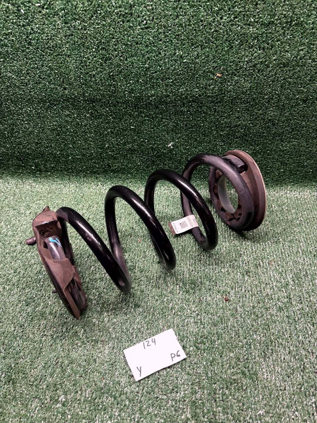 ♦️20–23 TESLA MODEL Y REAR RIGHT OR LEFT COIL SPRING OEM, 1188474-00-B