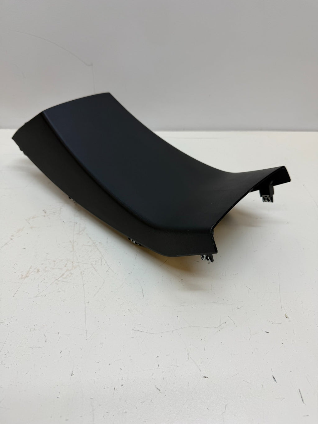 2016-2020 TESLA MODEL S CENTER CONSOLE REAR BACK TRIM COVER PANEL 1064504-00-A